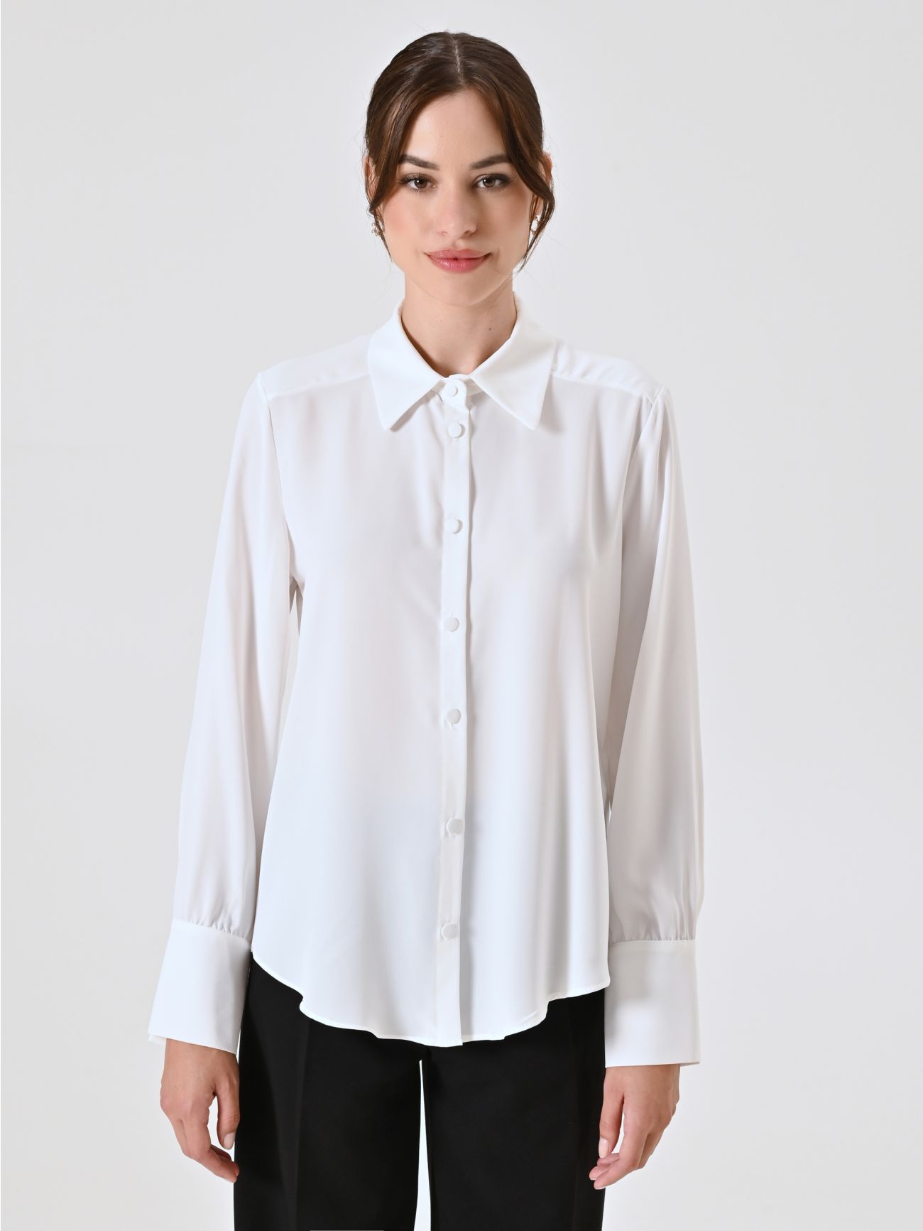 White Shirt with Covered Buttons det_2