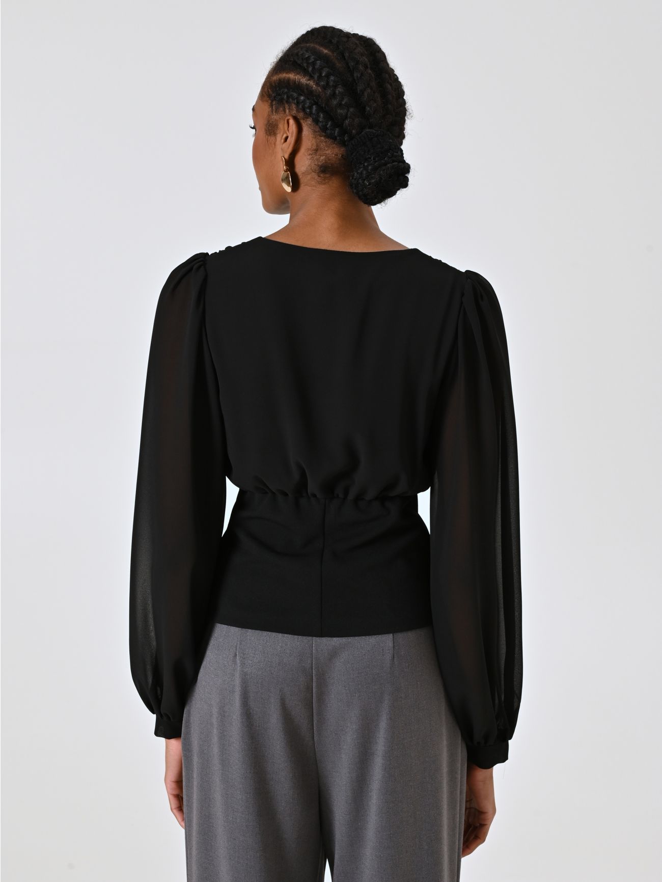 Blusa in Georgette Nera con Bottoni Ricoperti det_3