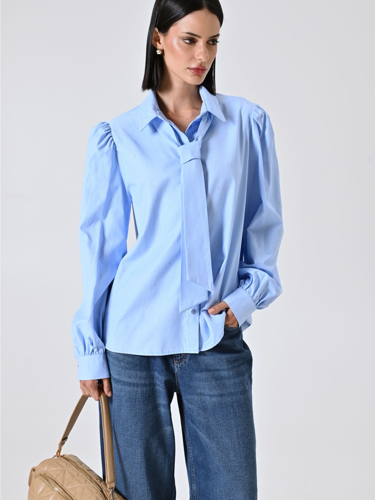Bluse mit Mikro-Strasssteinen und Schleife sp_e1