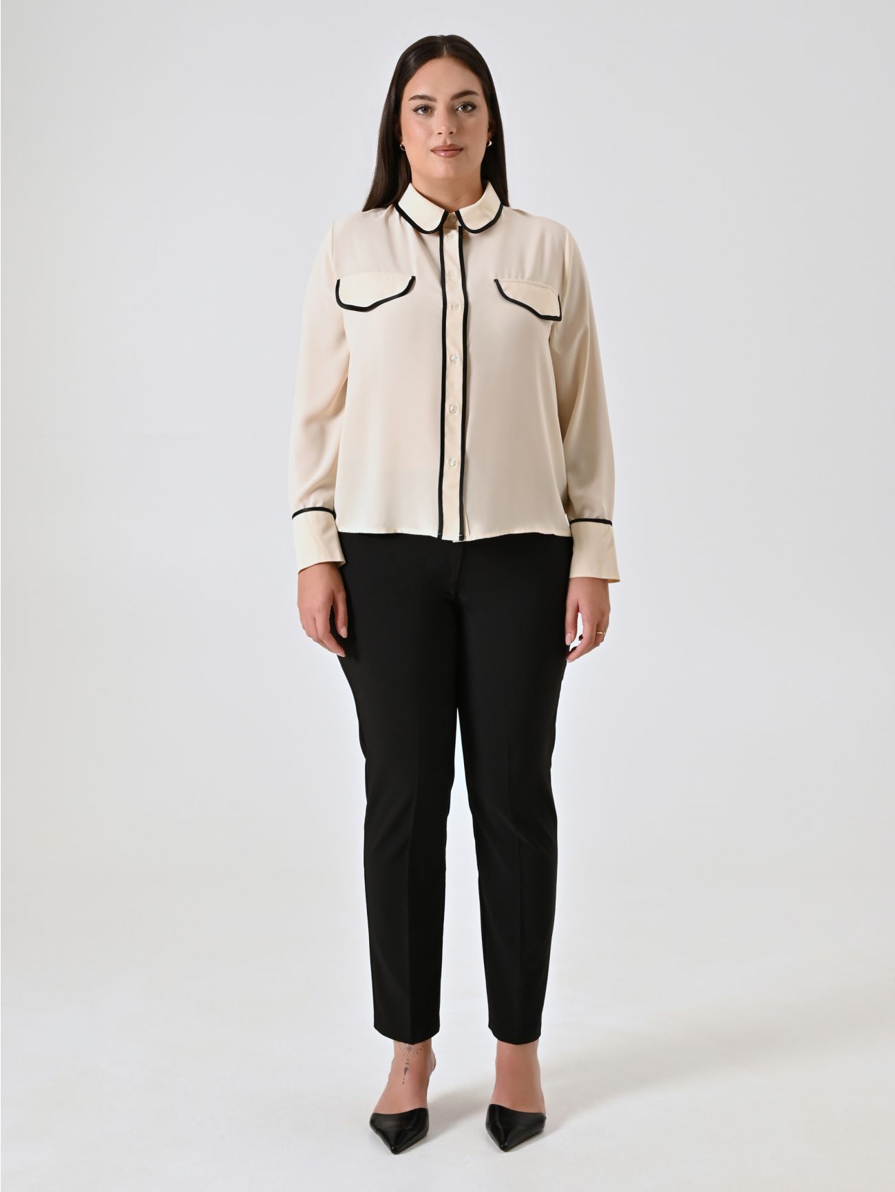 Curvy Blouse with Piping det_1