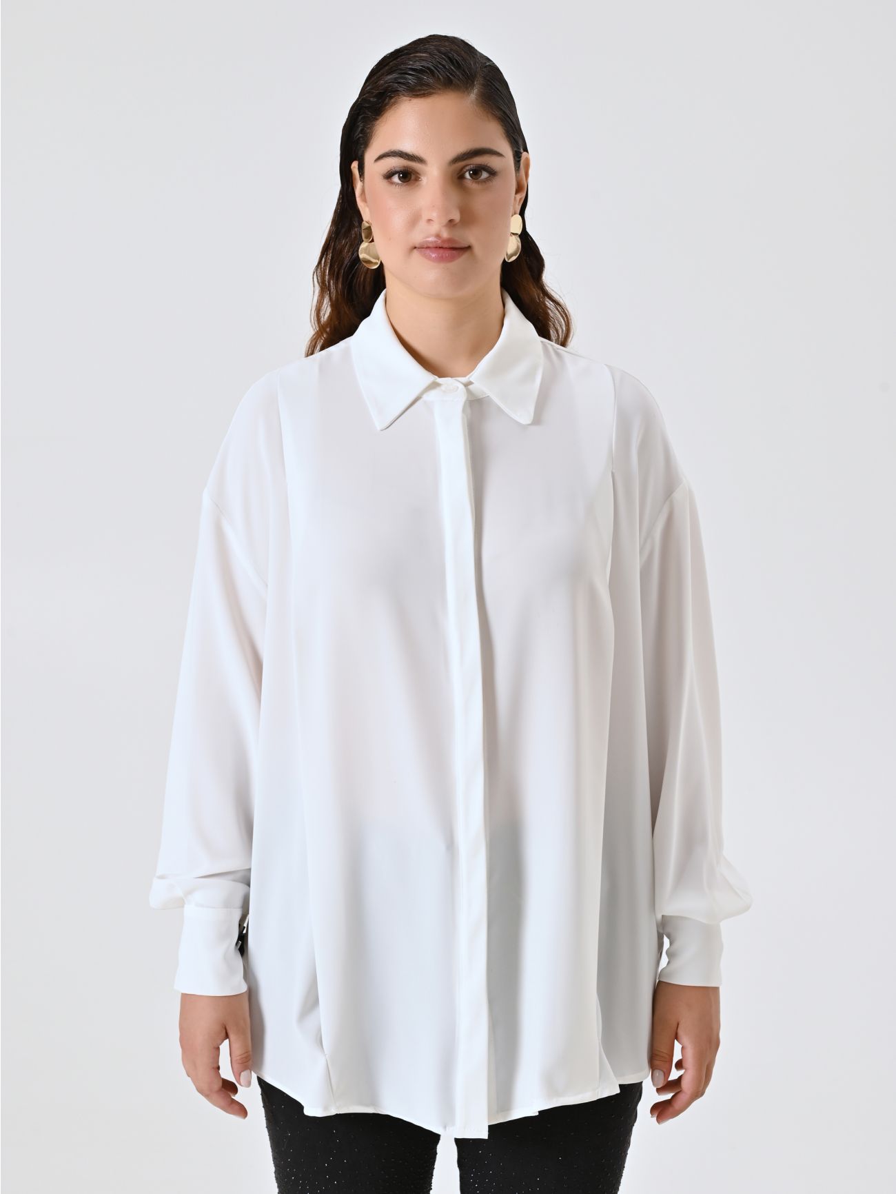 Curvy White Shirt det_2