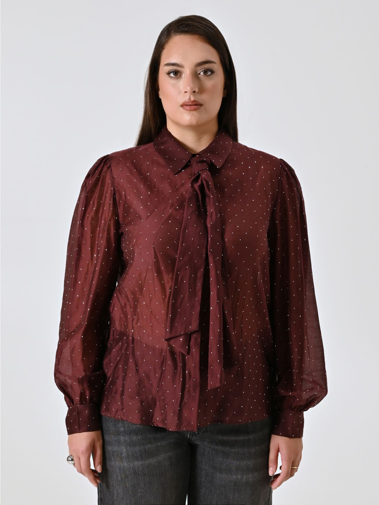 Curvy Burgundy Shirt with Rhinestones det_2