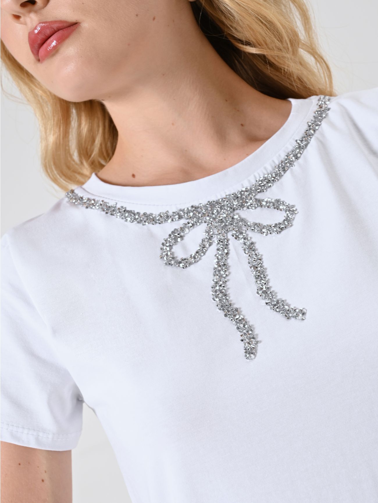T-Shirt Fiocco Strass in_i5