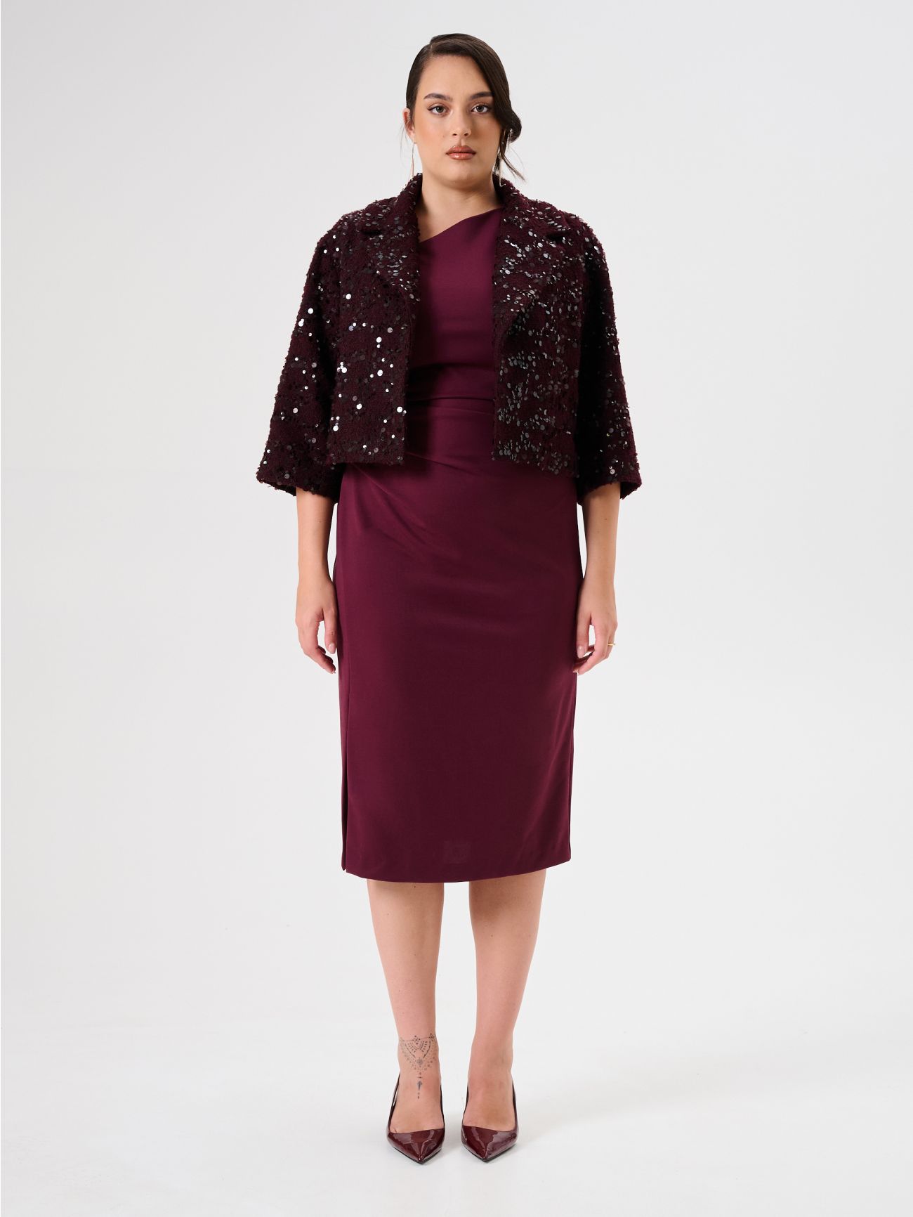 Curvy Short Coat in Burgundy Bouclé Fabric with Sequins det_1