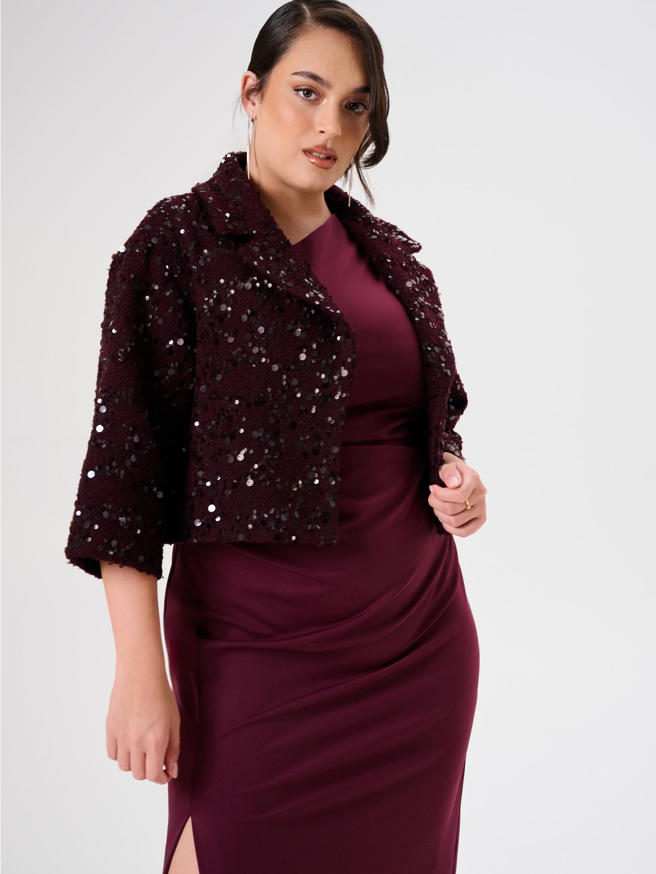 Cappotto Corto Curvy in Panno Bouclé Bordeaux con Paillettes in_i7