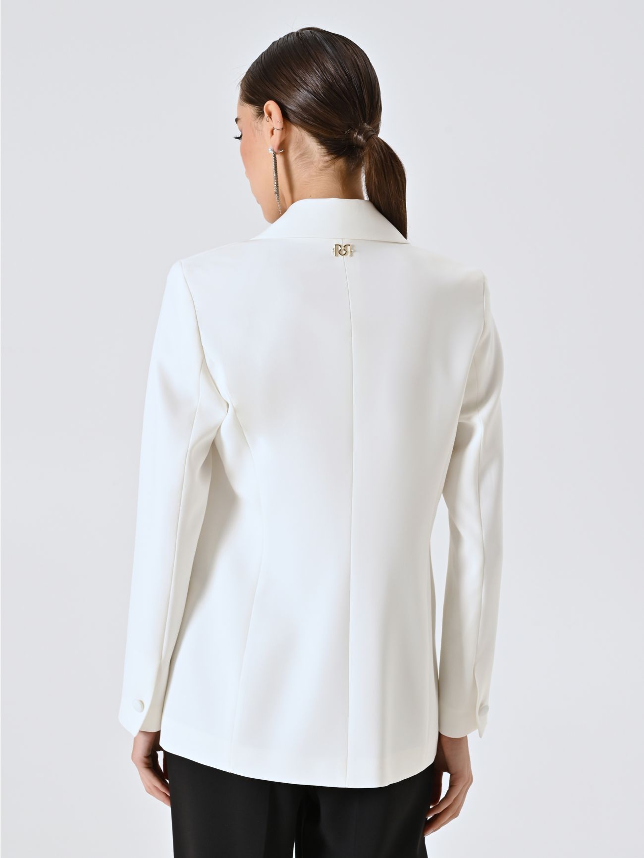 White Double-breasted Jacket in Technical Fabric det_3