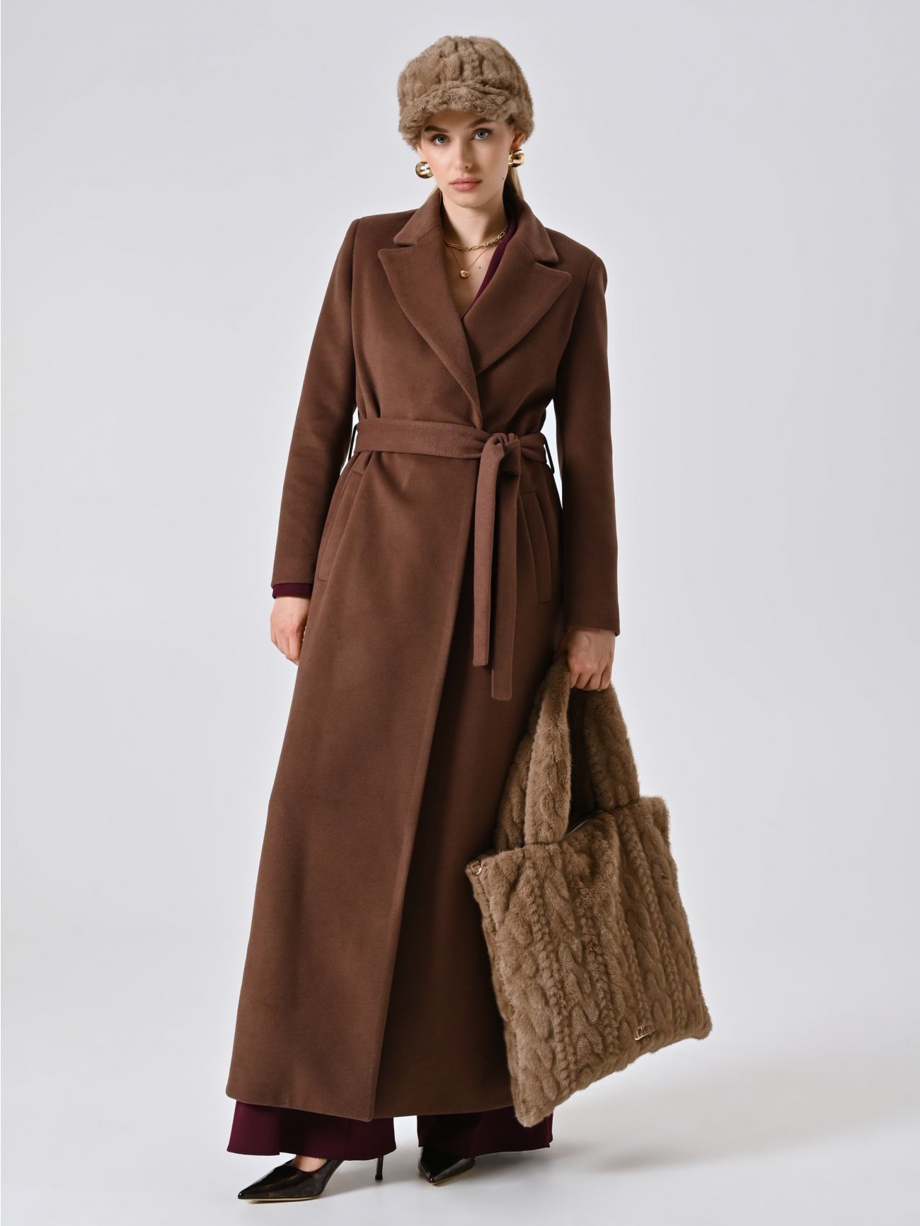 Cappotto Lungo Vestaglia Marrone Cioccolato in_i4