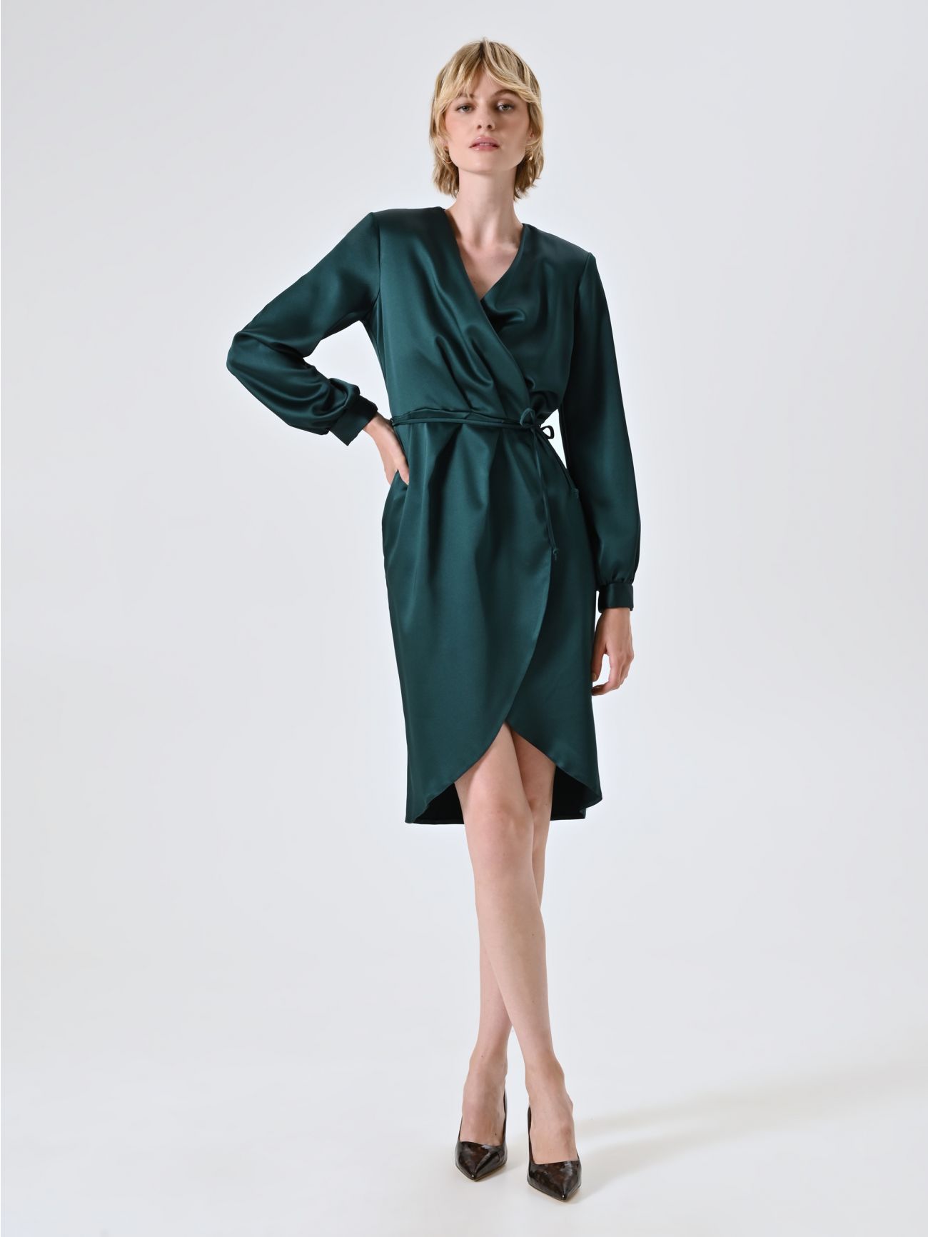 Abito Wrap Verde in Raso in_i7