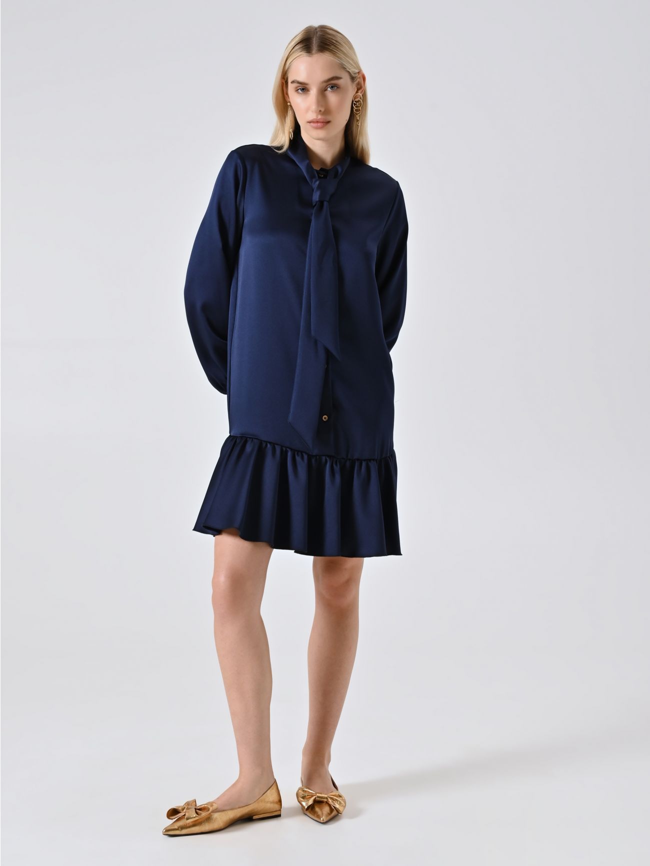 Chemisier in Raso con Fiocco Blu  in_i7