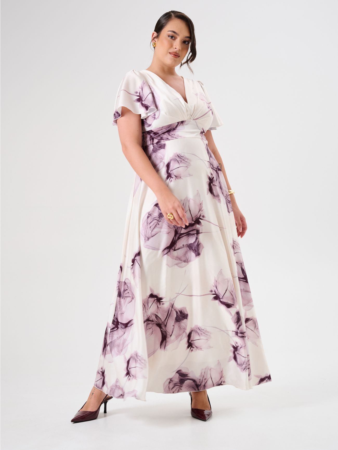 Vestido curvy con estampado floral in_i7