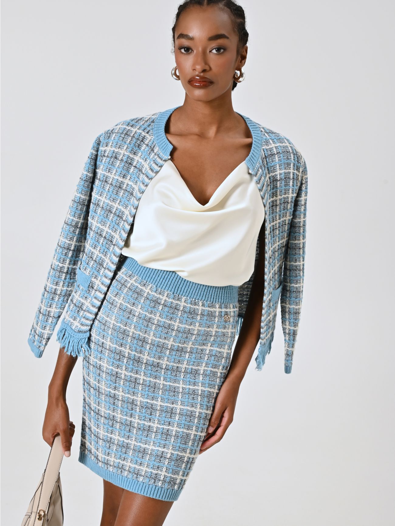 White Top with Draped Neckline sp_e1