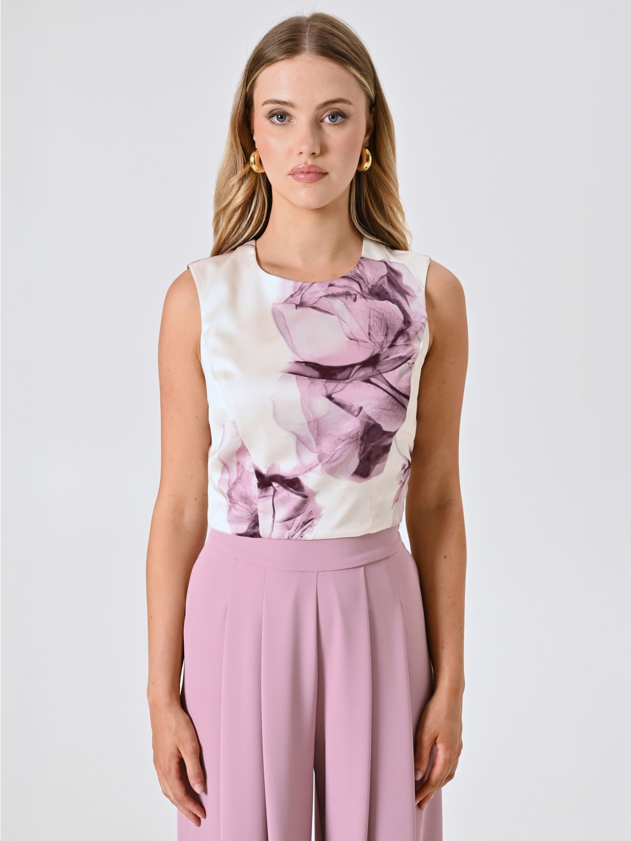 Top mit Blumenmuster det_2