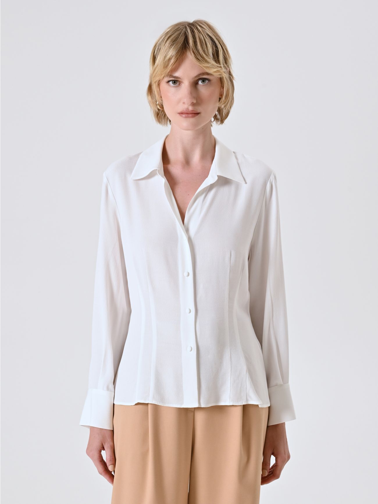 Chemise blanche en crêpe de viscose det_2