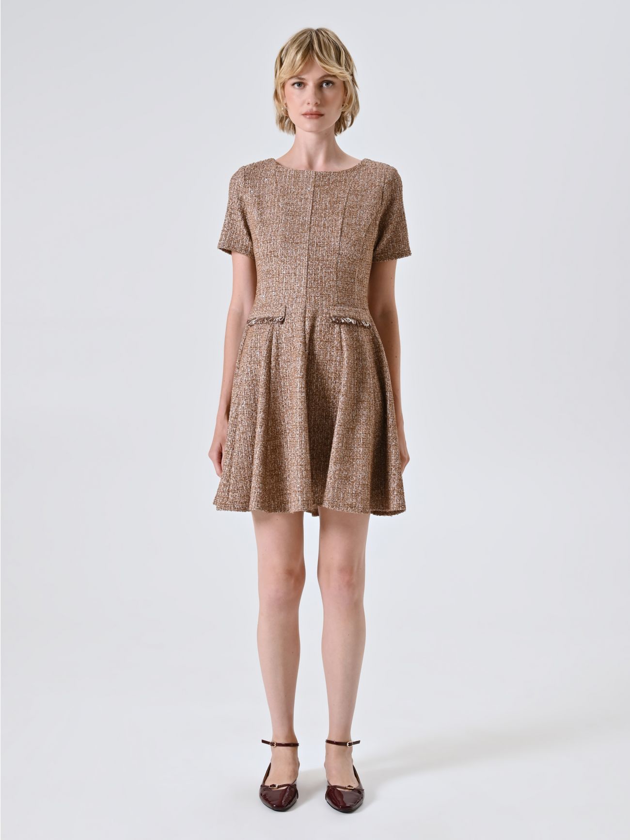 Robe en tweed camel det_1
