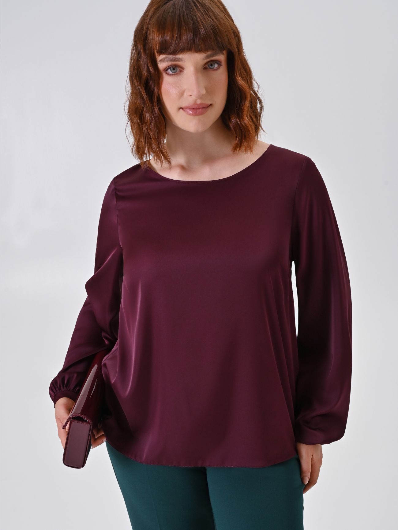 Blusa Curvy in Raso Bordeaux  Rinascimento