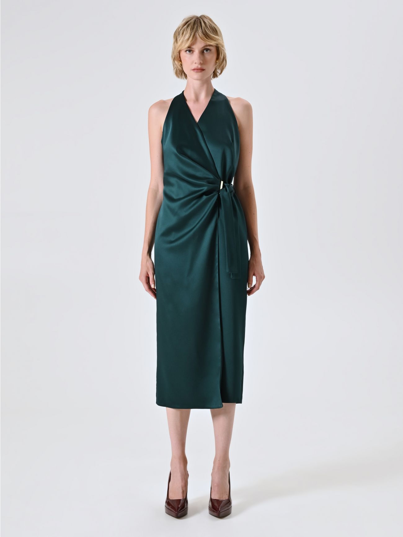 Vestido midi en satén verde det_1