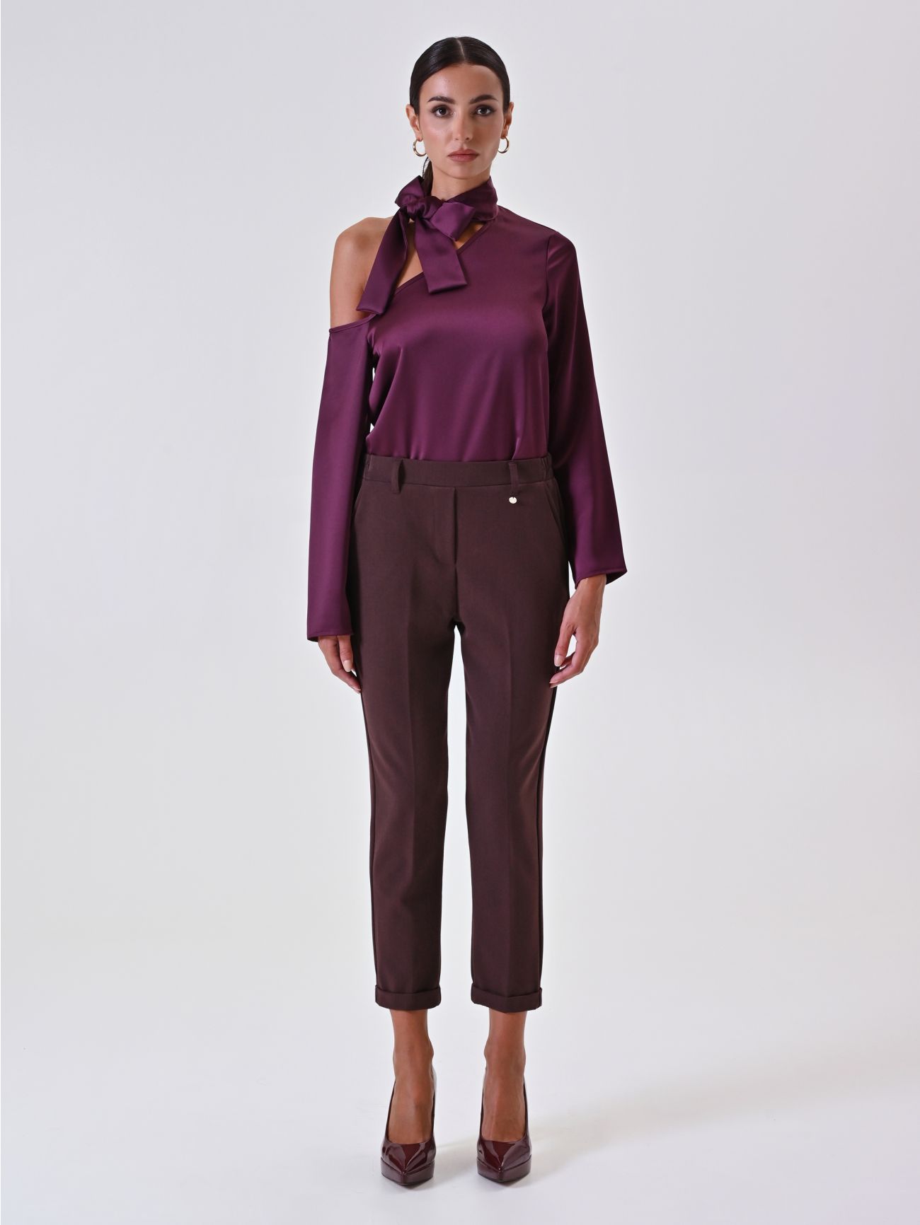 Pantalon marron en viscose mélangée det_1