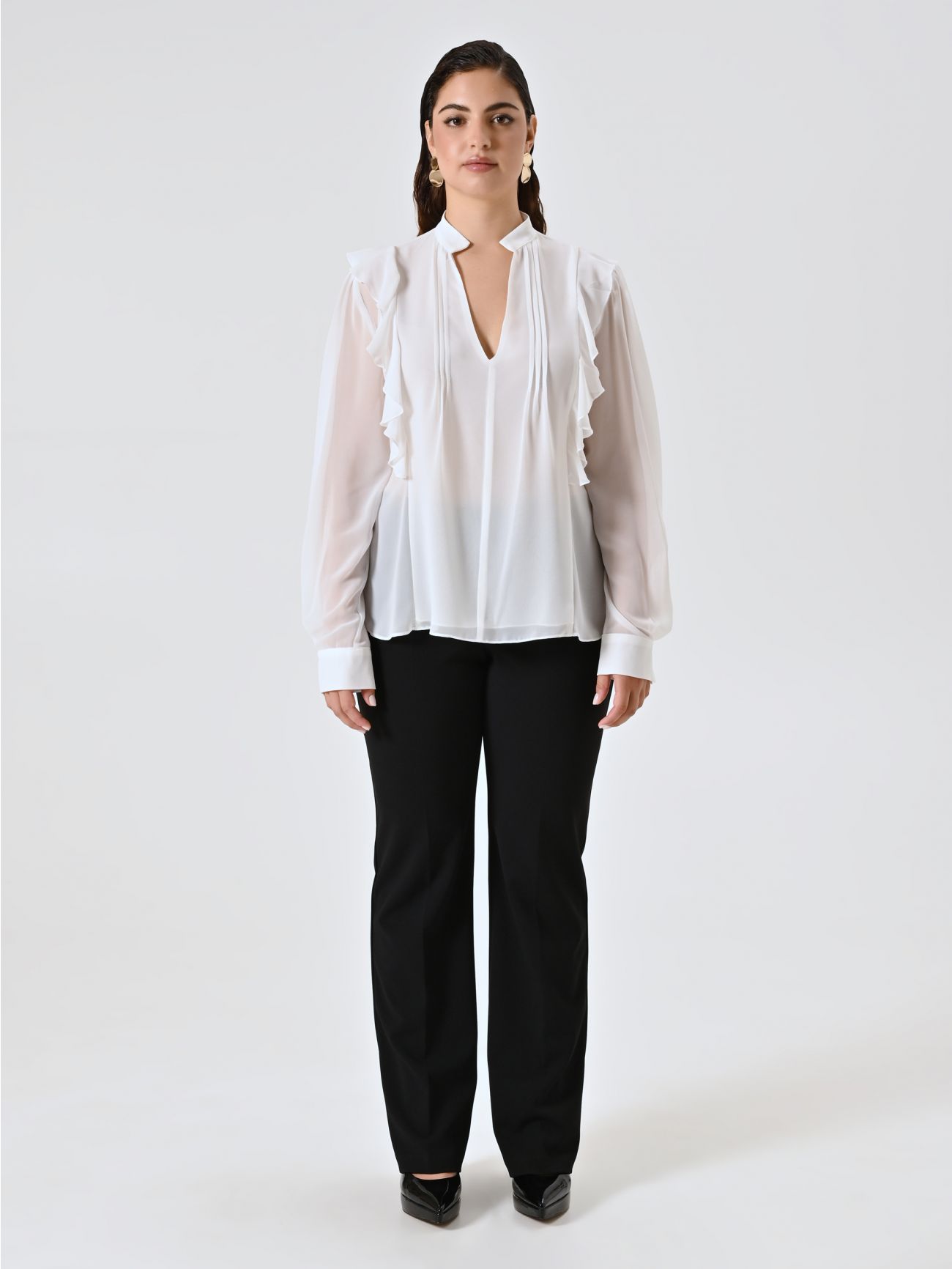 Curvy White Blouse with Ruffles det_1