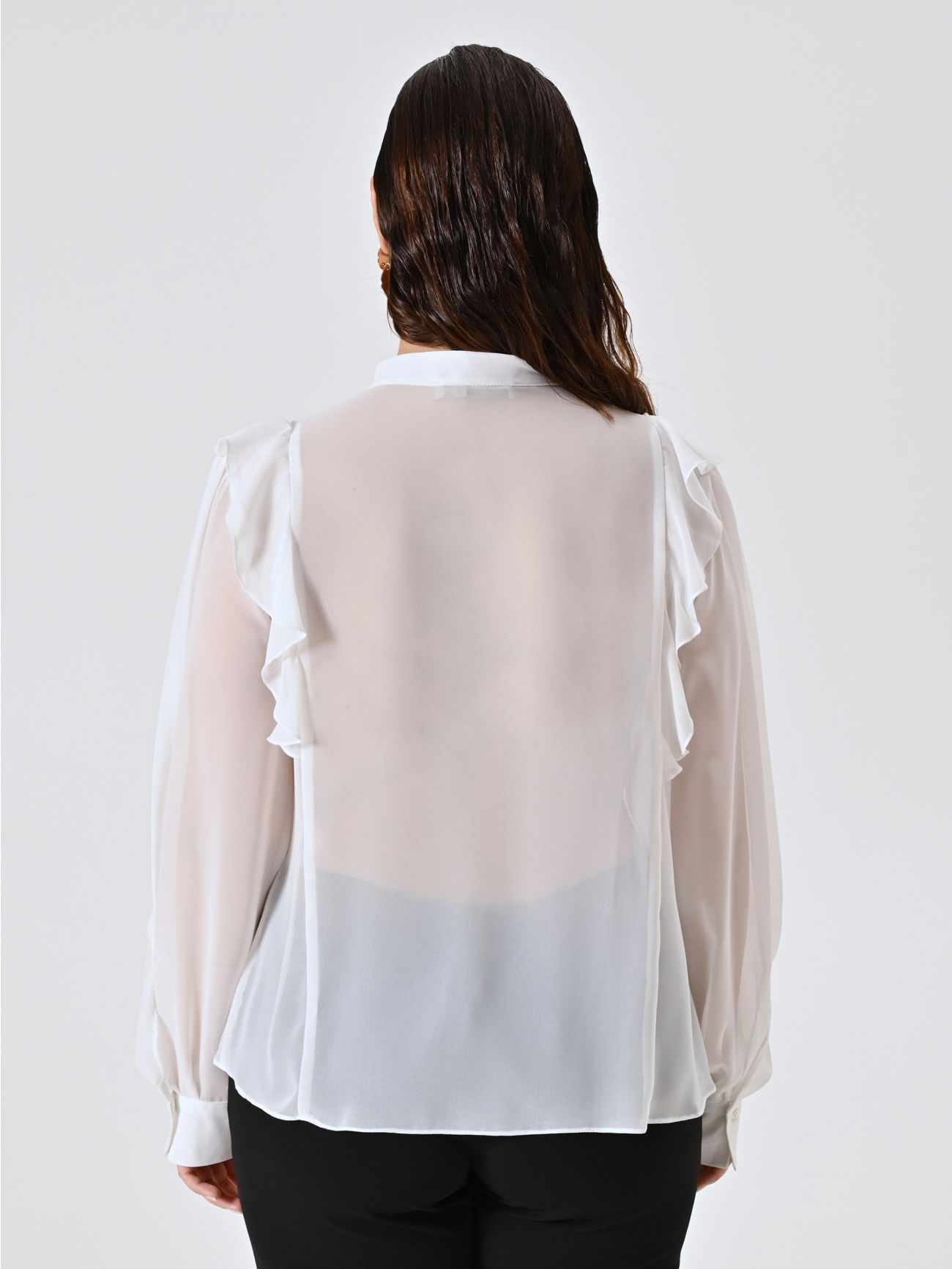 Curvy White Blouse with Ruffles det_3