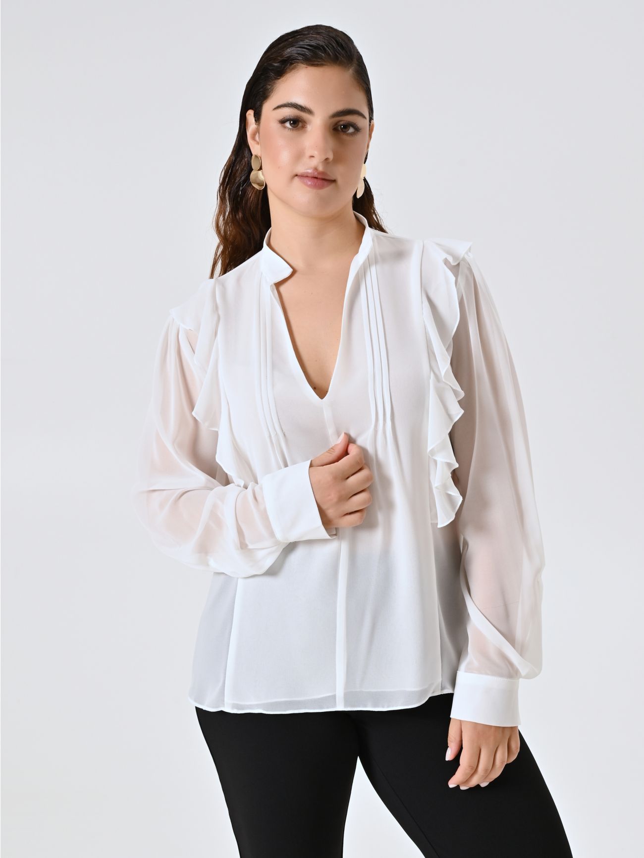 Curvy White Blouse with Ruffles in_i7
