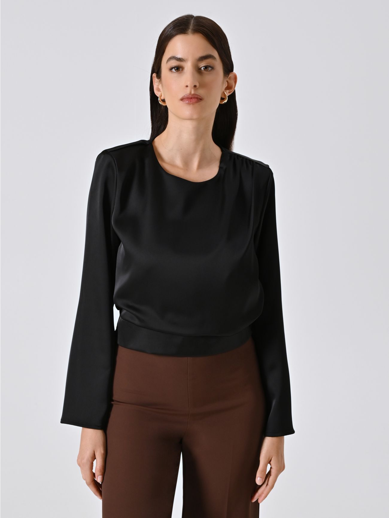 Blusa Nera con Spalline in Raso 5 Rinascimento Blusa Nera con Spalline in Raso in_i7