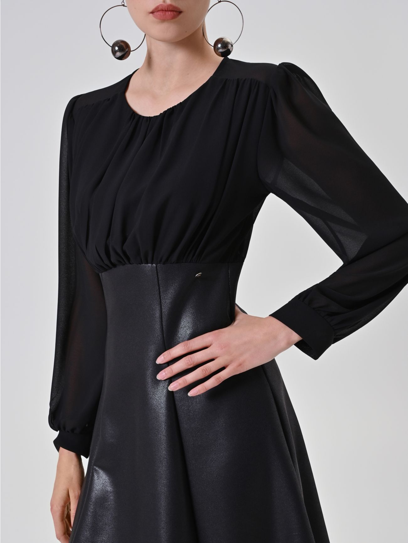 Black Contrast-Fabric Puff Sleeve Mini Dress in_i5