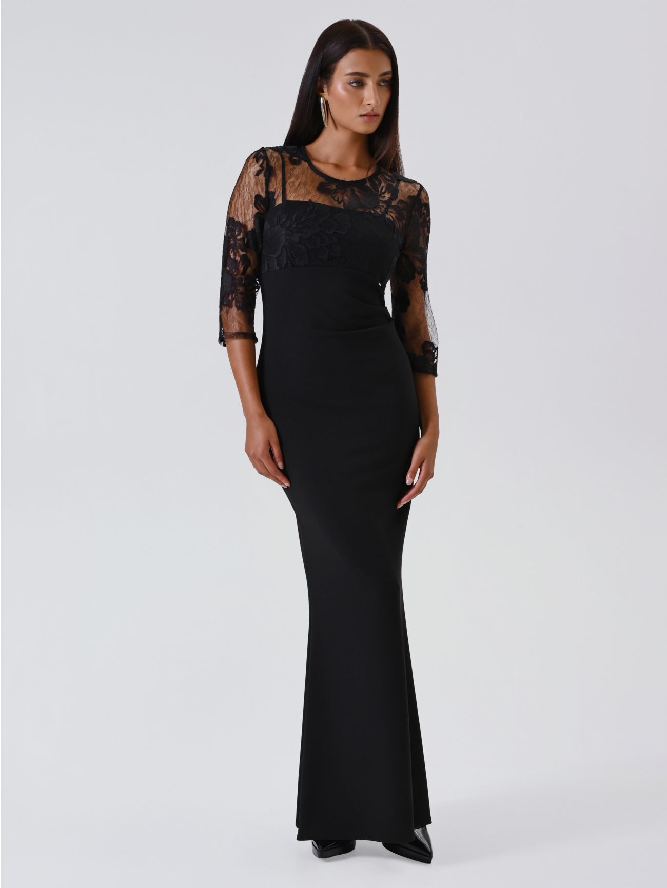 Abito con Blusa in Pizzo Rebrodé in_i7