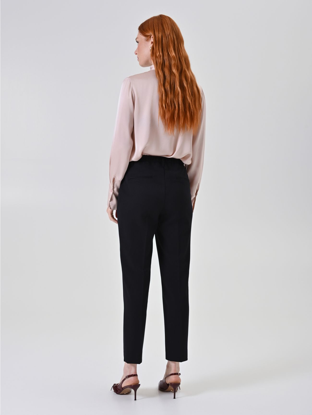  Pantalon noir en polyviscose det_3