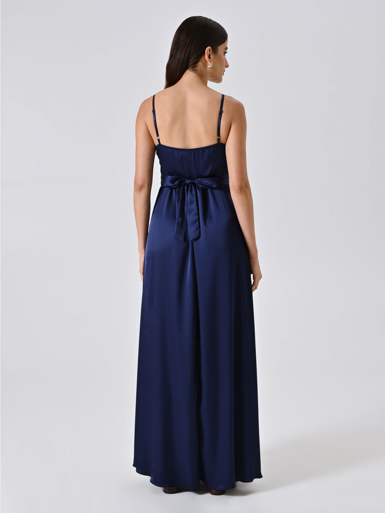 Blaues Kleid im Empire-Schnitt det_3