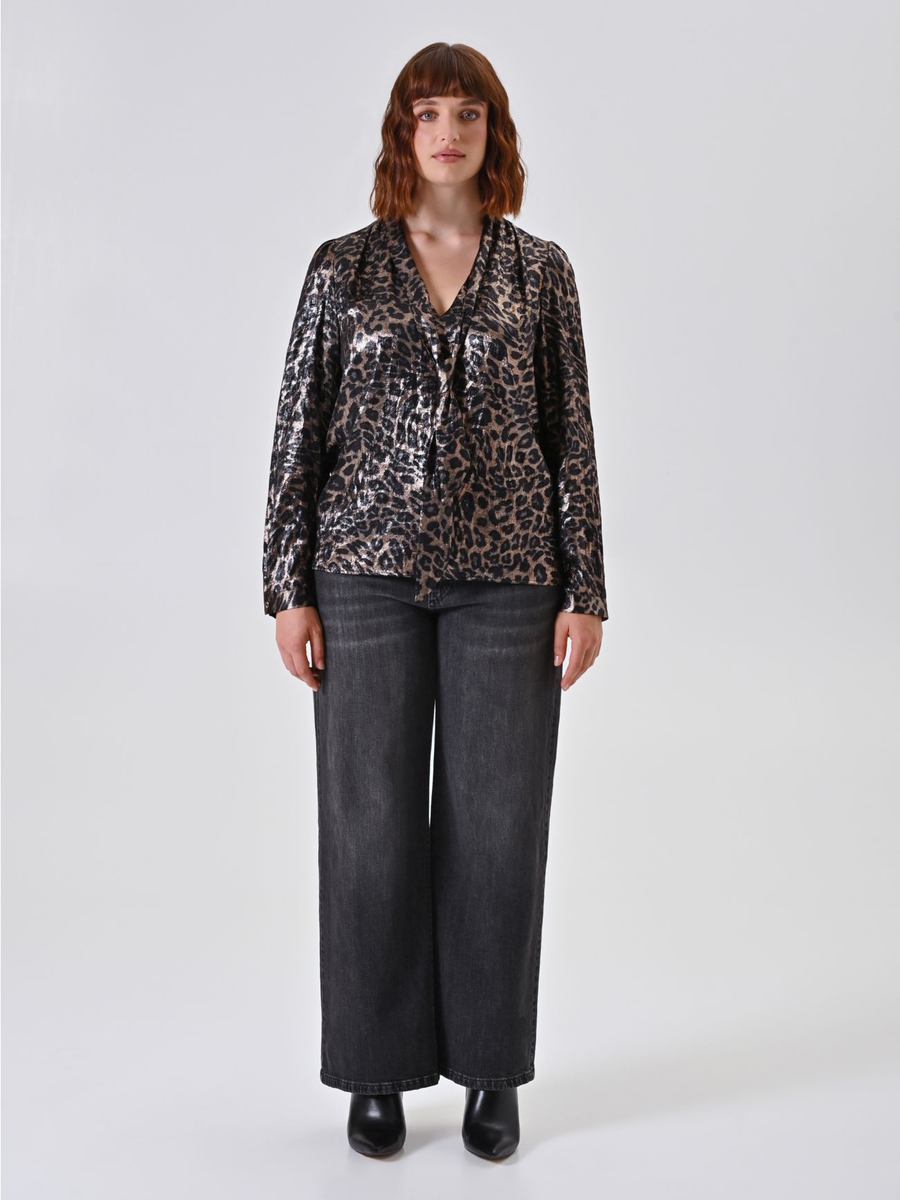 Curvy Animal Print Blouse  1 Rinascimento Curvy Animal Print Blouse  det_1