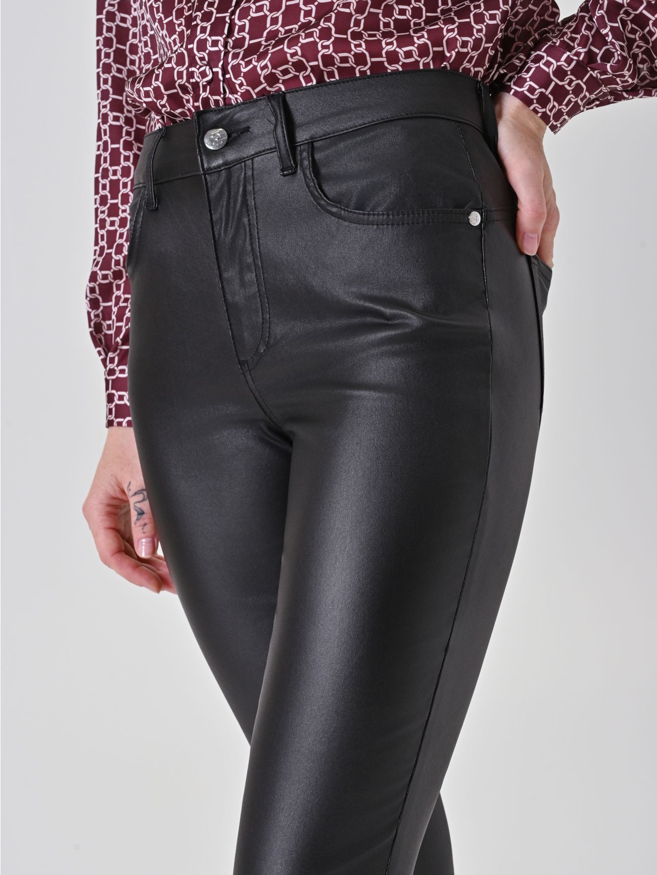 Black Faux-Leather Skinny Trousers in_i5