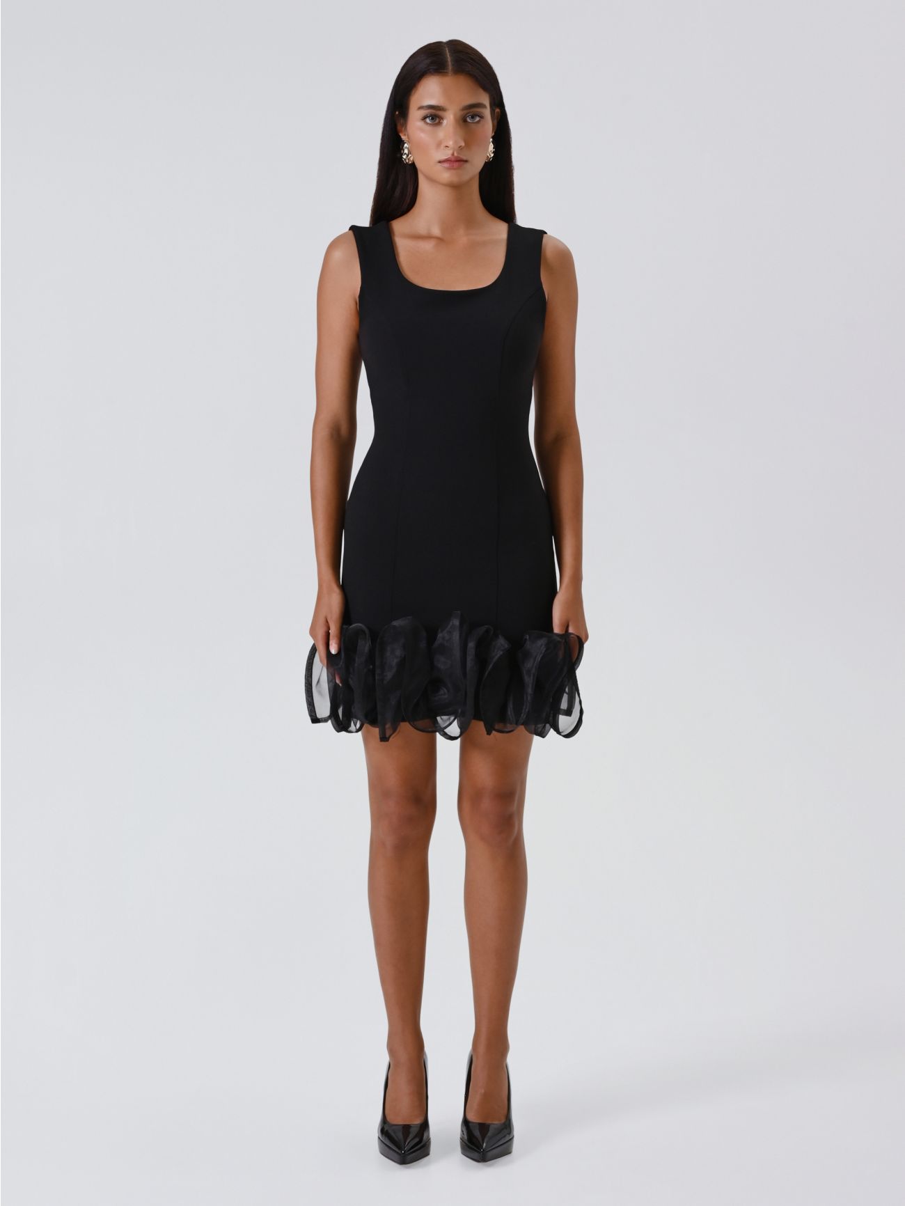 Abito Nero con Rouches in Organza det_1