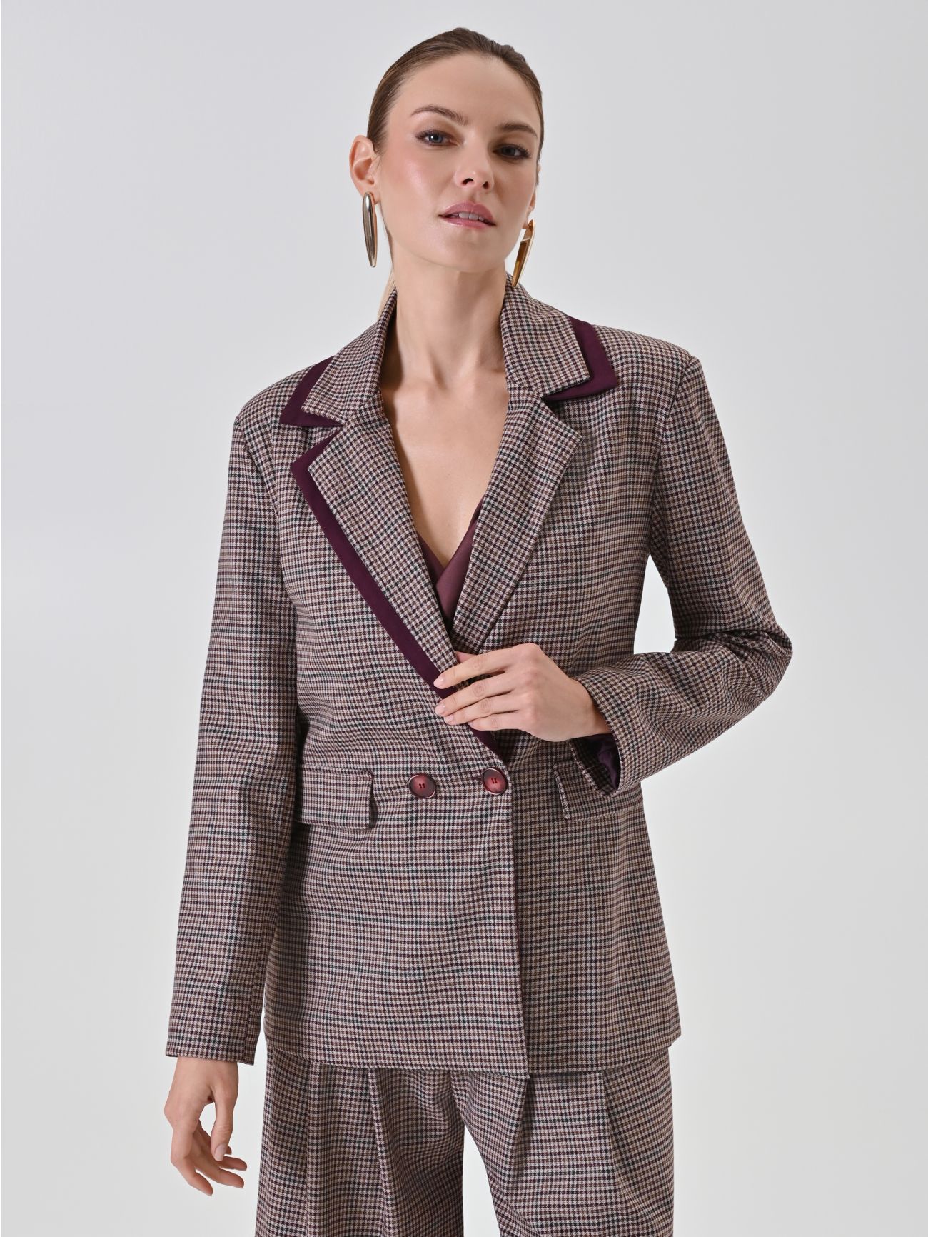 Zweireihiger karierter Blazer Bordeaux in_i7