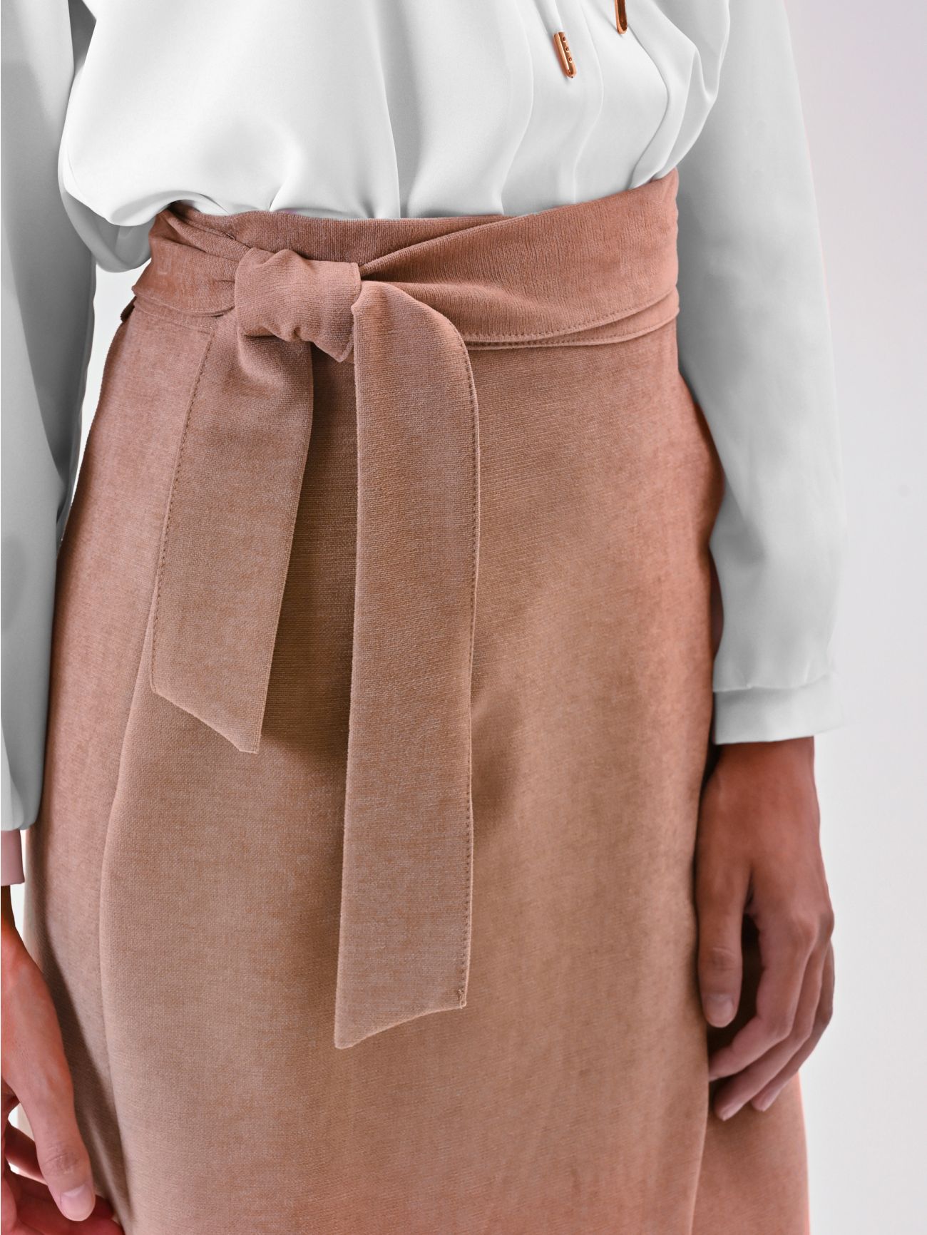 Suede Wrap Skirt in_i5