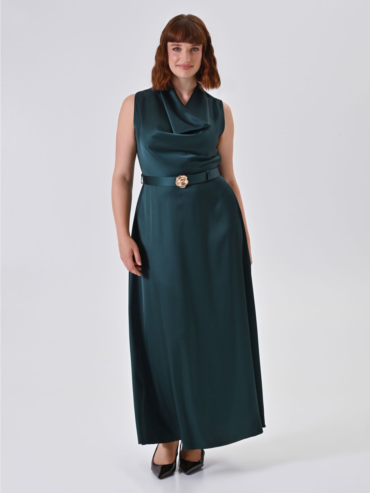 Plus-Size Green Satin Maxi Dress in_i7