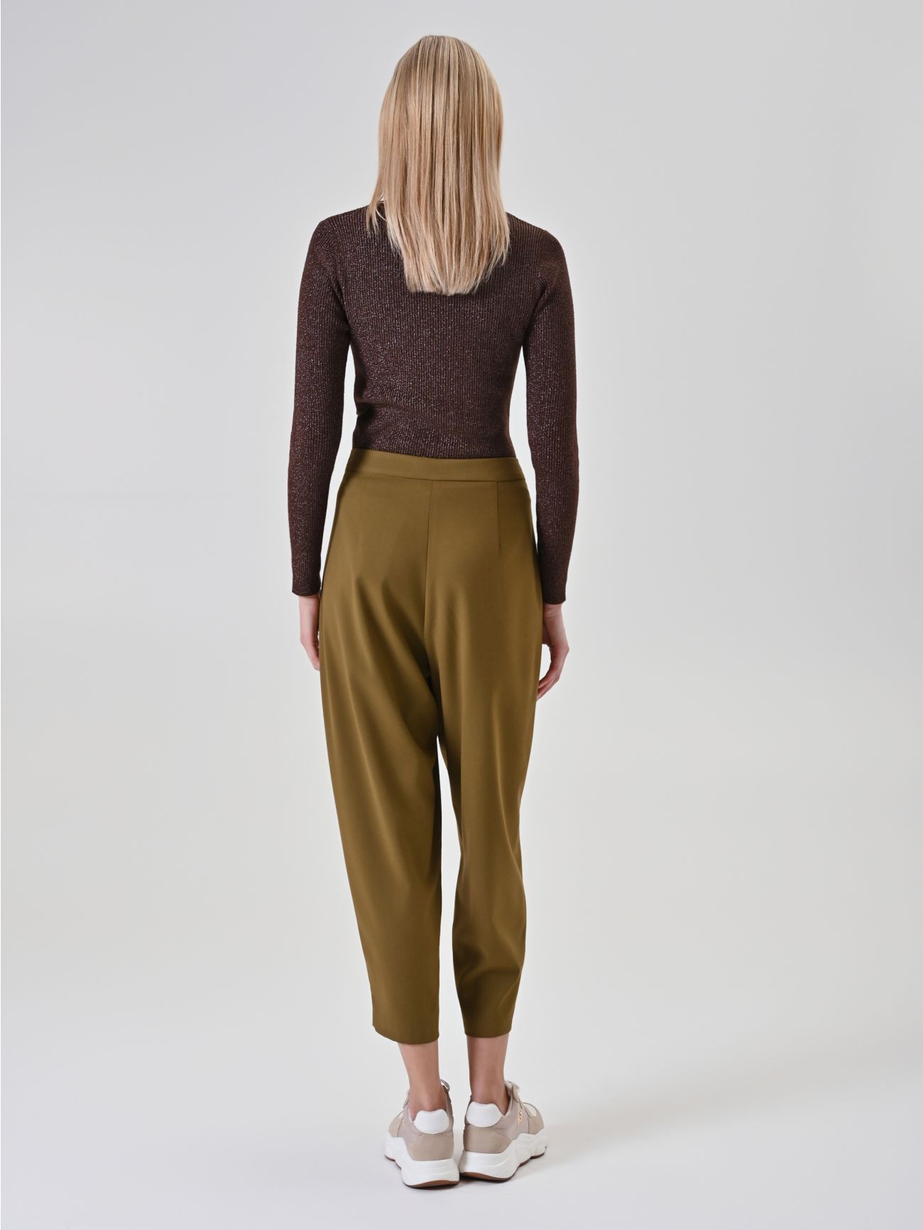 Military Green Pleated Carrot Trousers det_3