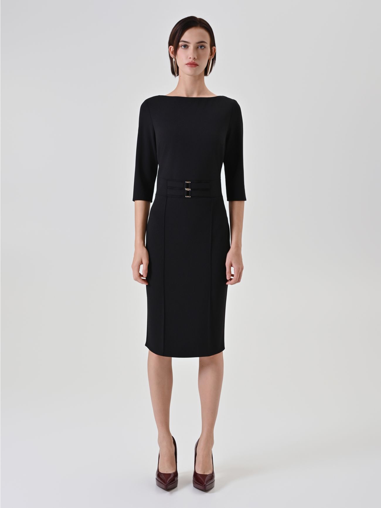 Black sheath dress with metallic waist detail det_1