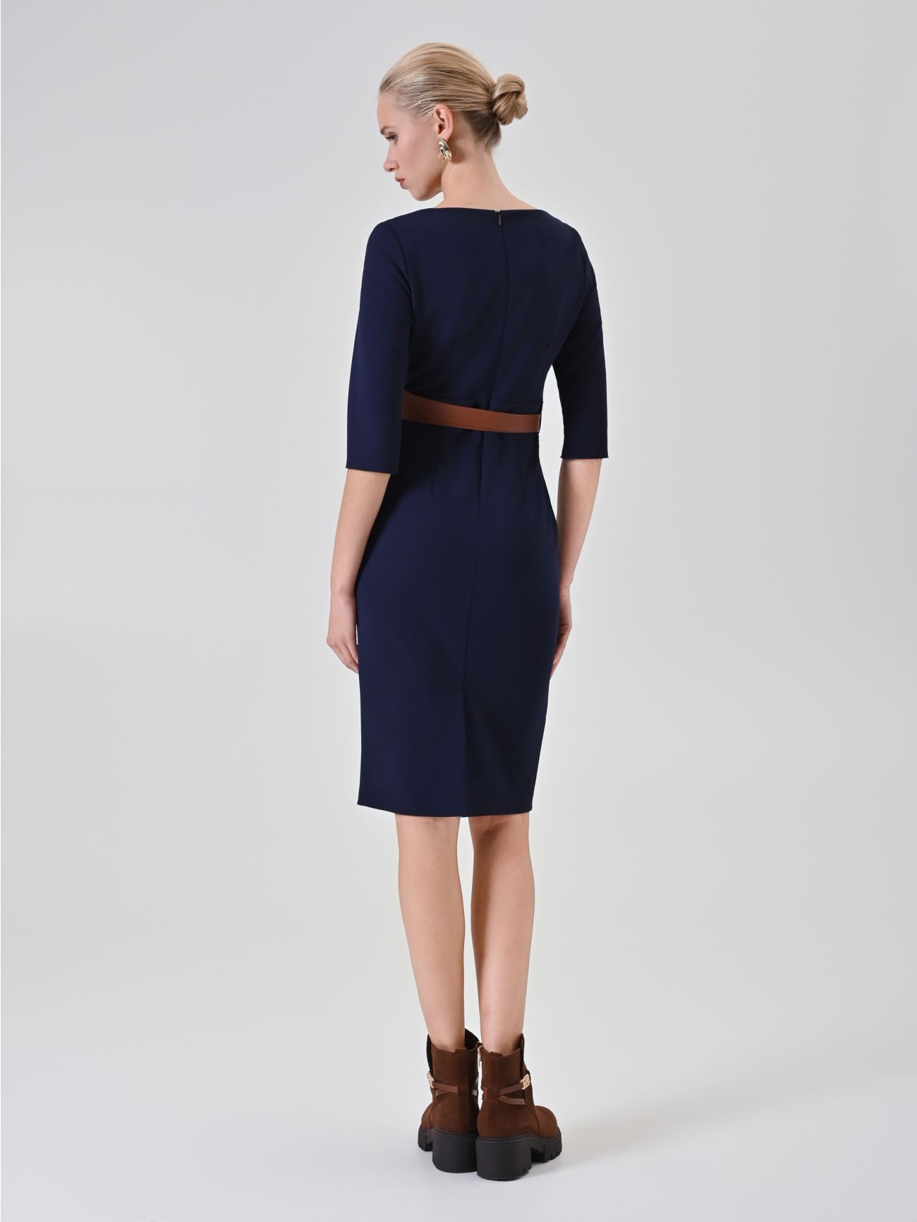 Blue Belted Sheath Dress det_3