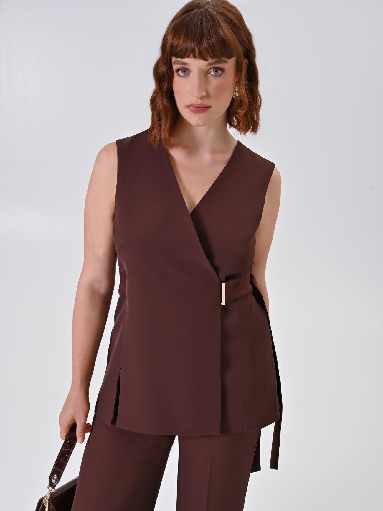 Curvy Brown Vest sp_e1