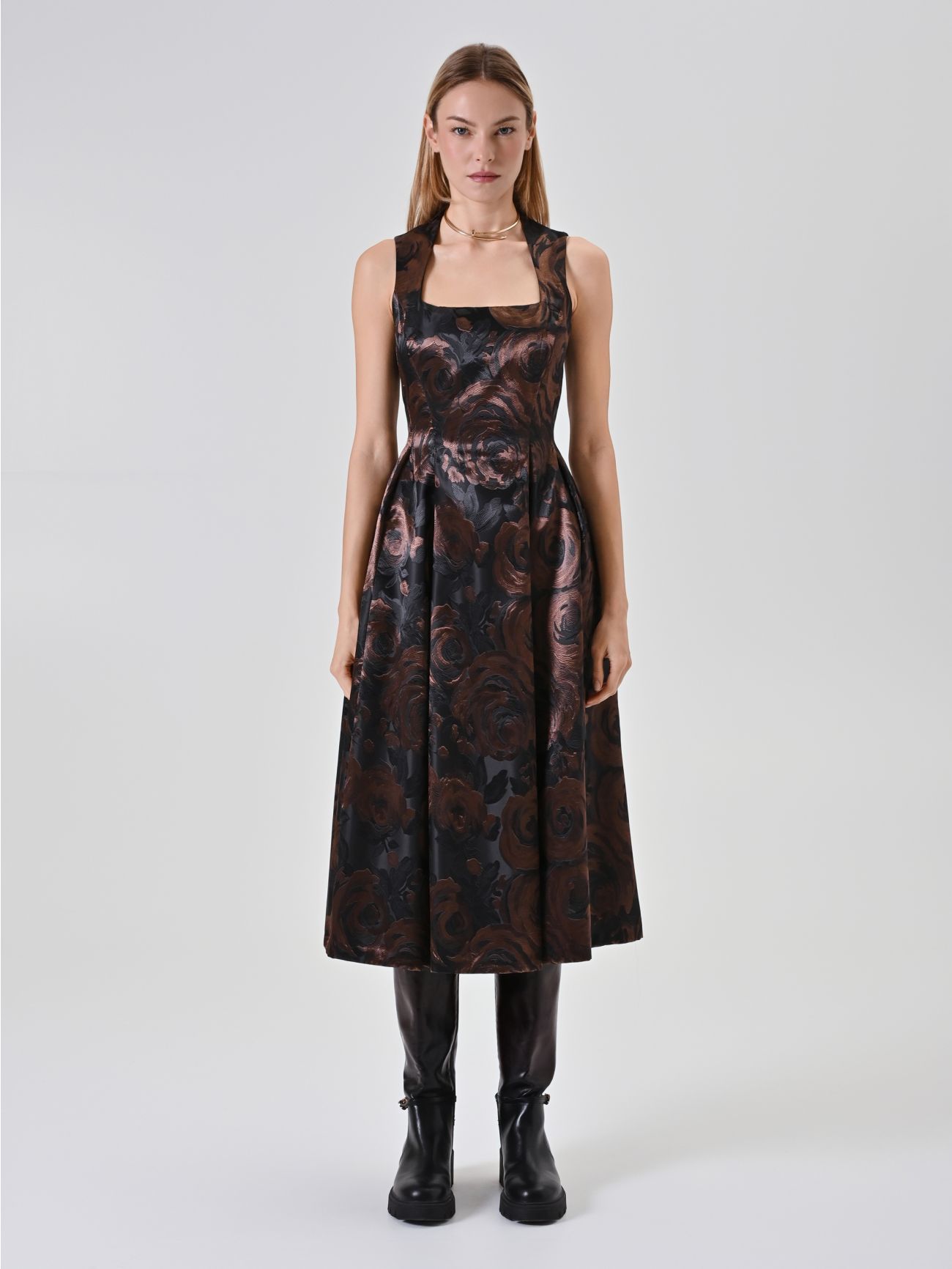 Chocolate Floral Jacquard Dress det_1