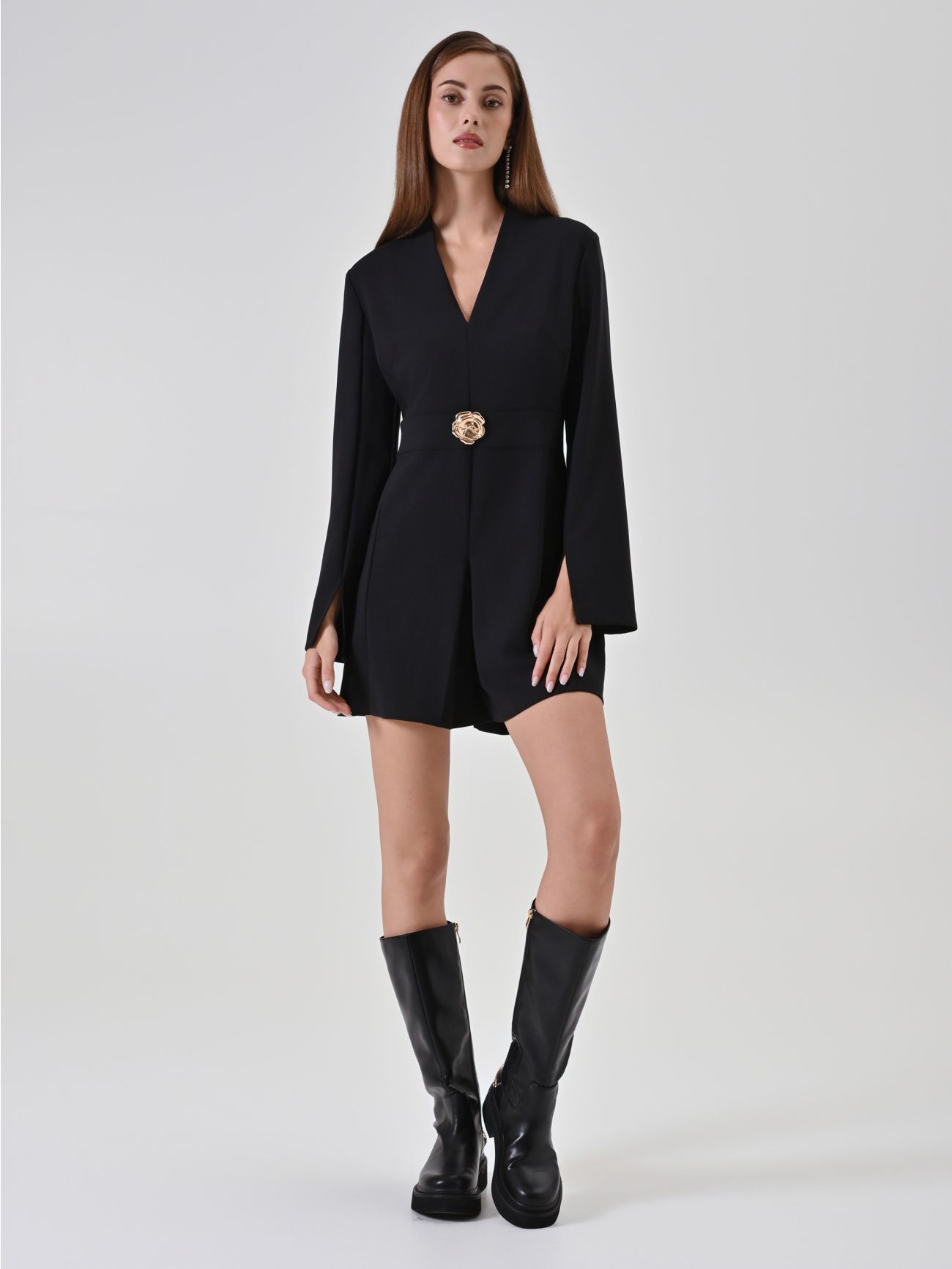 Black blazer jumpsuit with jewel buckle in_i7