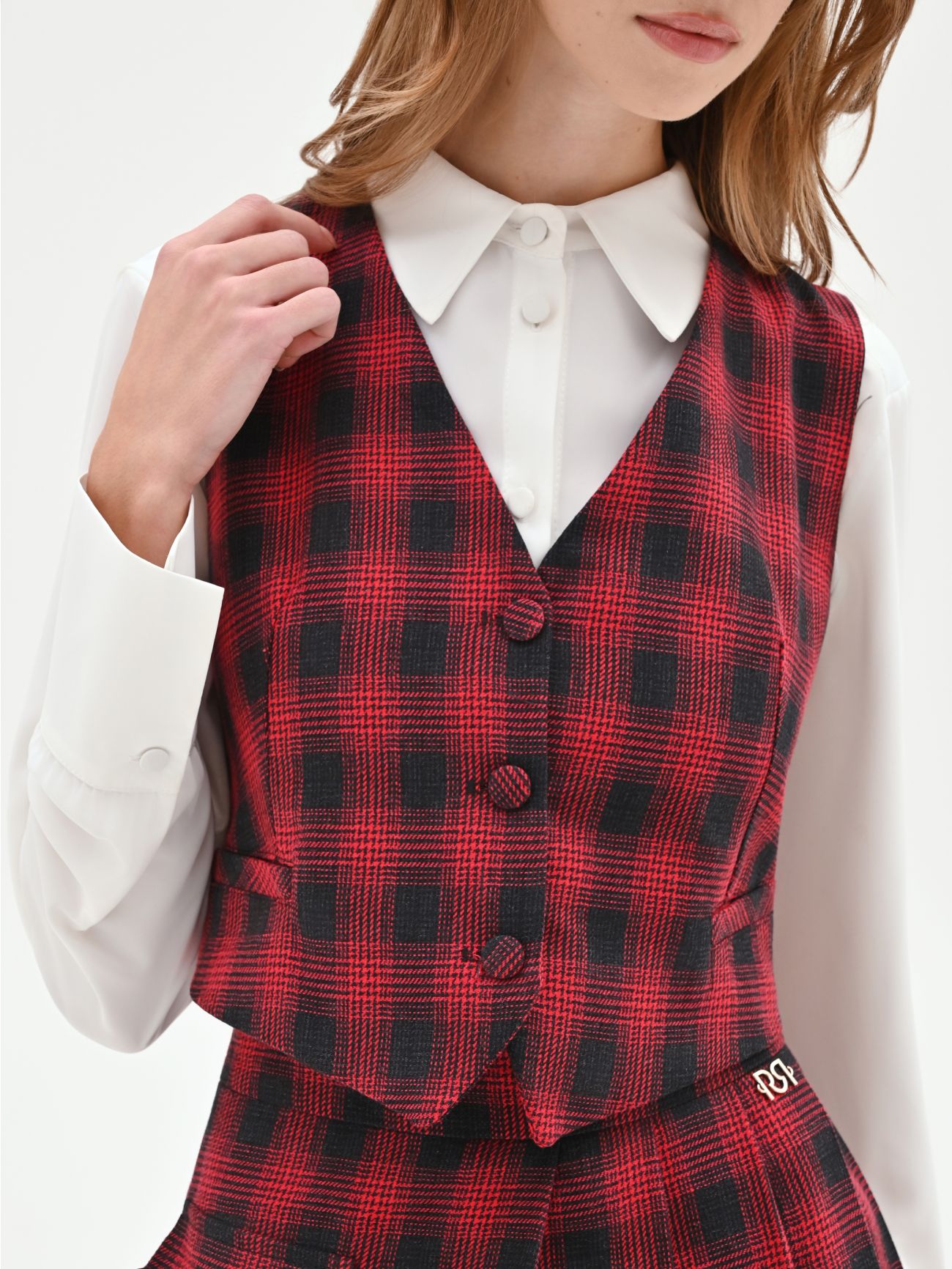 Red Tartan Vest in_i5