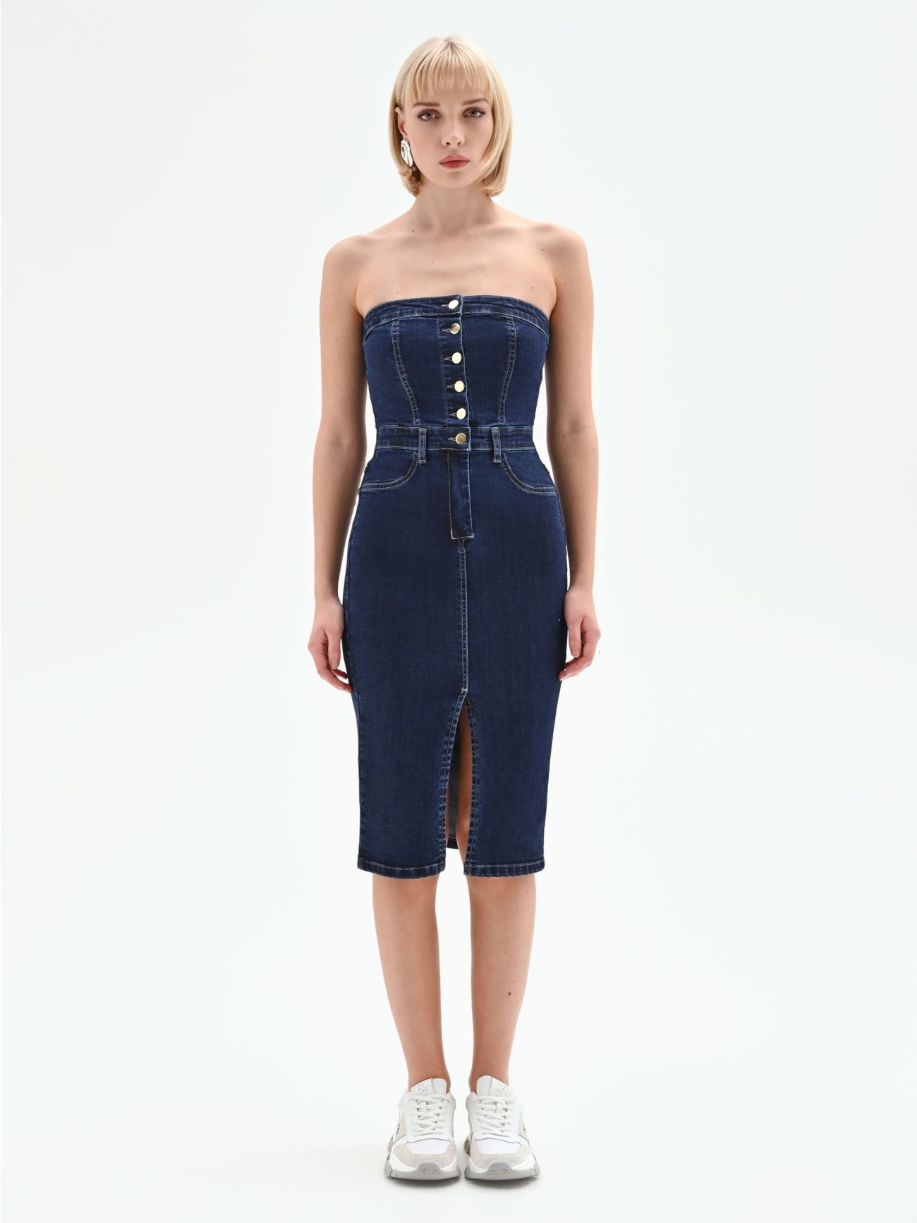 Abito a tubino in denim blu navy con bottoni dorati det_1