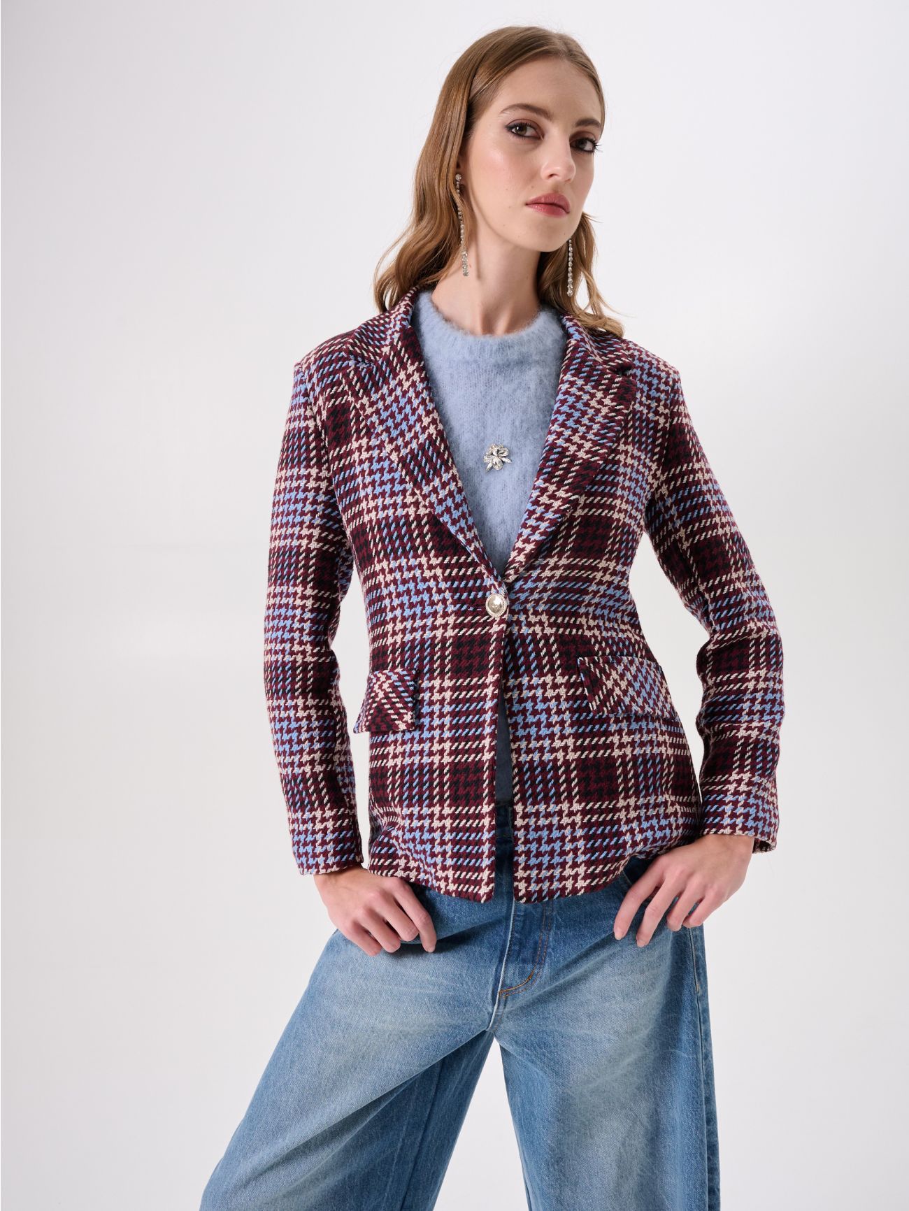 Burgundy Tweed Blazer in_i7