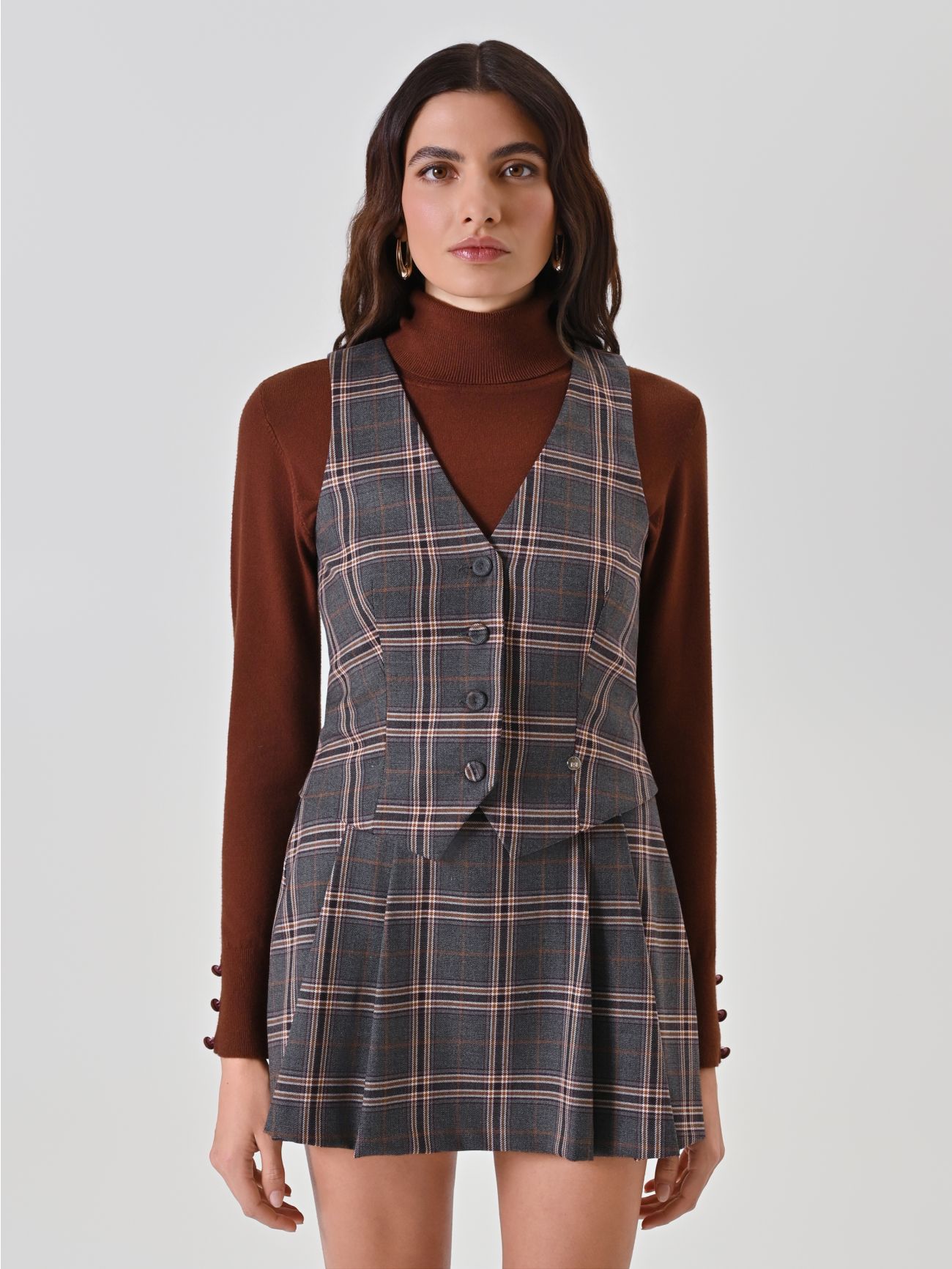 Checkered Vest 2 Rinascimento Checkered Vest det_2