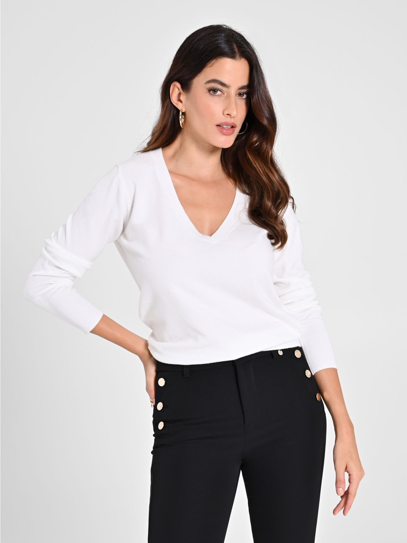 Maglia bianca scollo av online