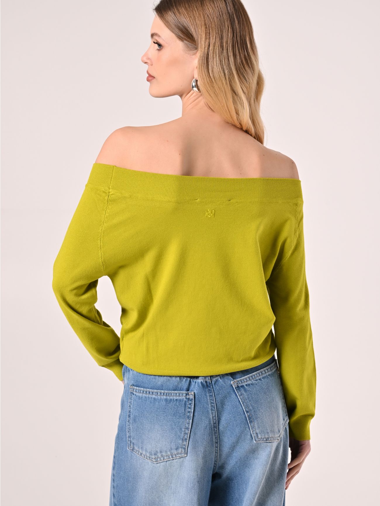 Green Off-the-Shoulder Jumper det_3