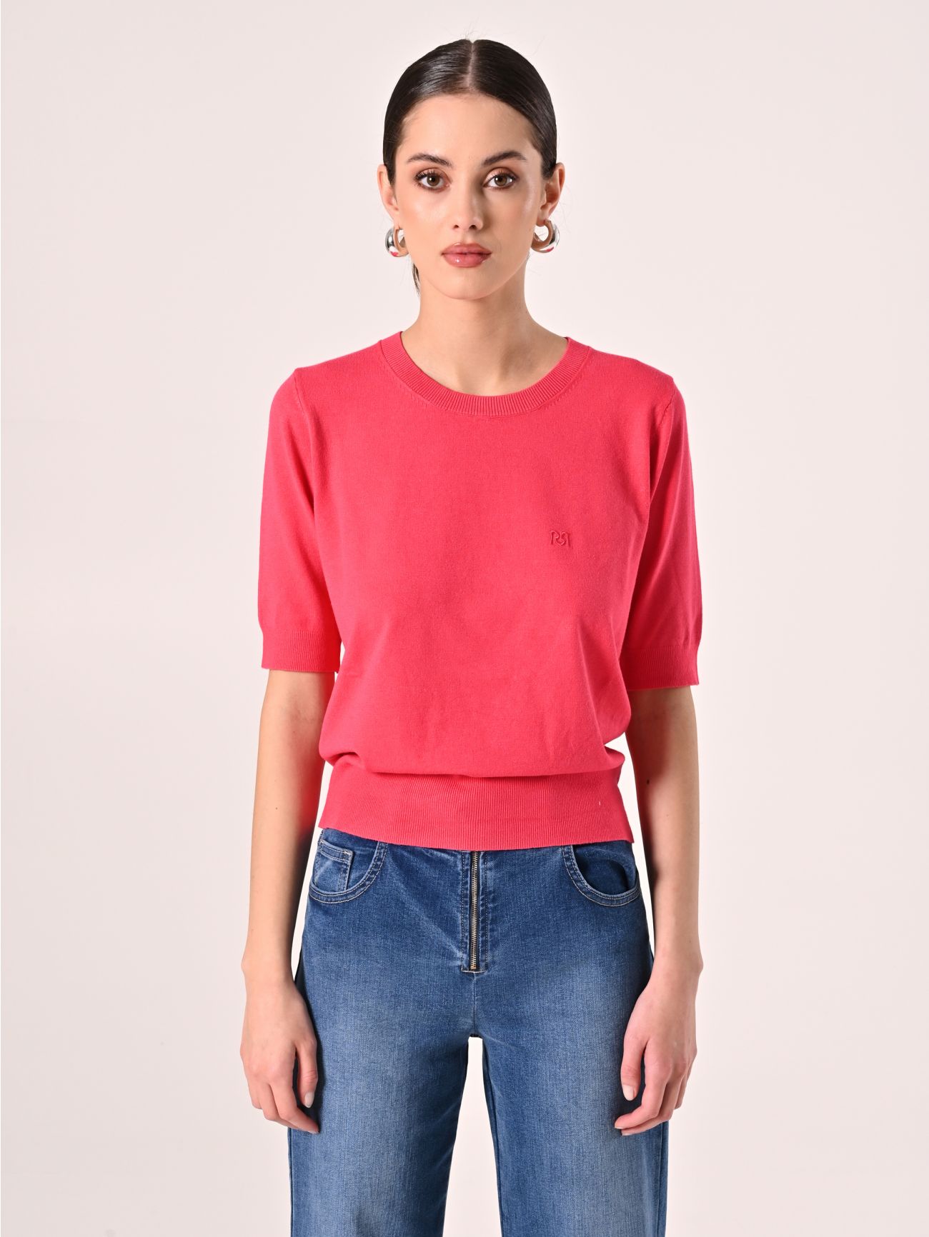 Pull fuchsia à manches courtes det_2