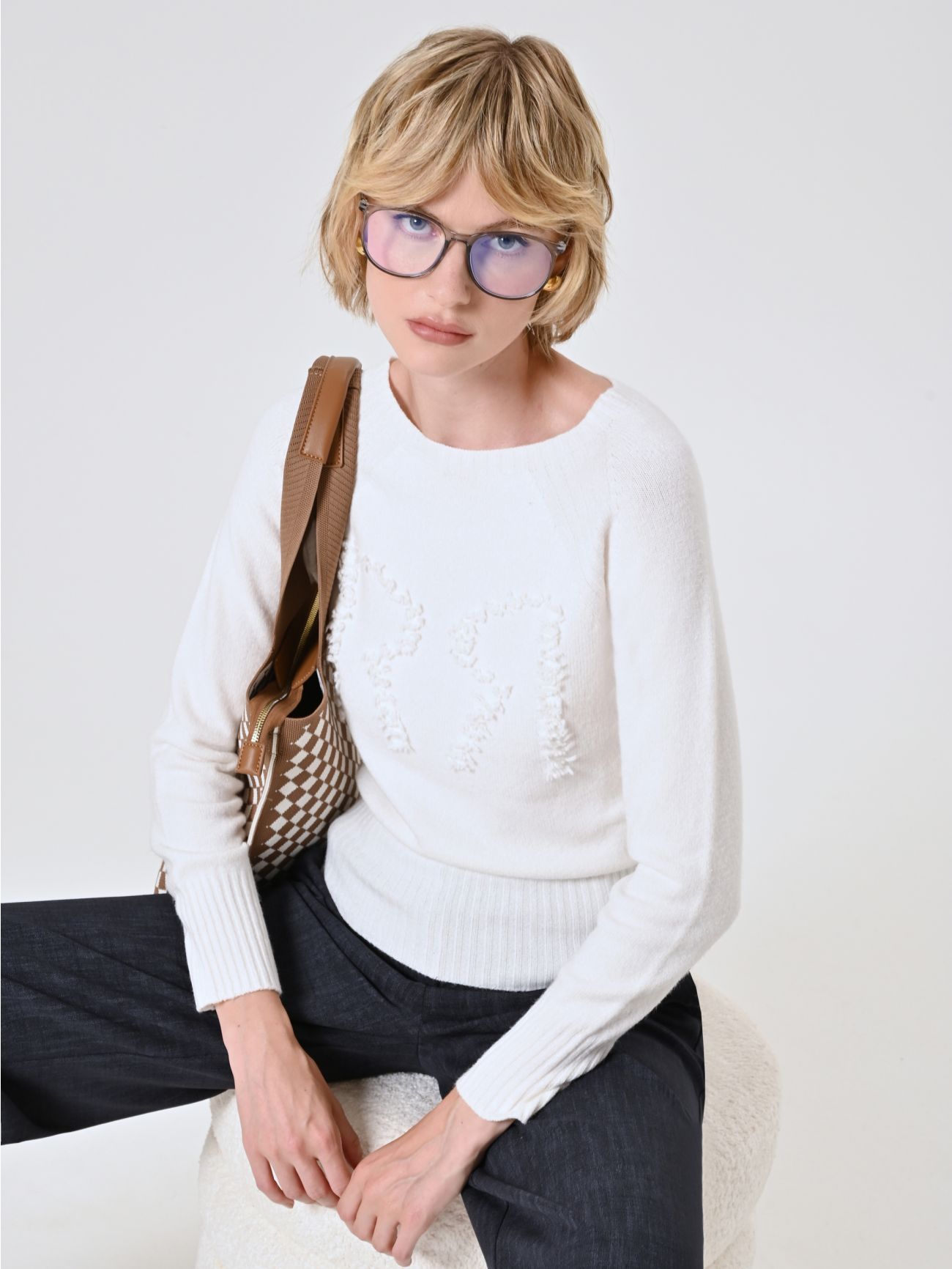 Pullover in Weiß mit RR-Logo sp_e1