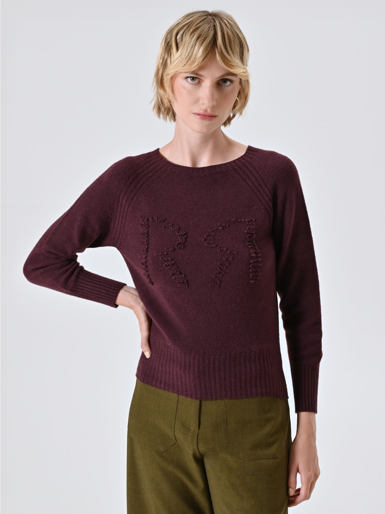 Pullover in Bordeaux mit RR-Logo in_i7